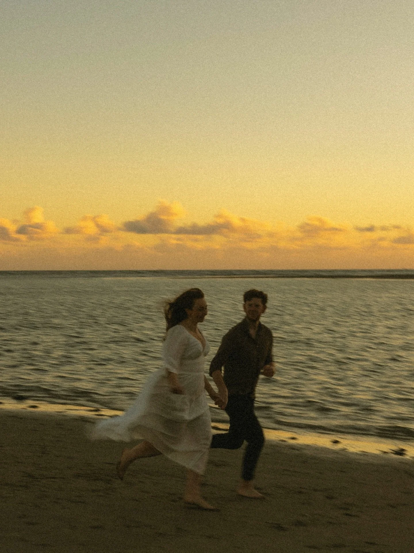 No one is surprised that I&rsquo;m posting more from this shoot 🥲🥲 J&amp;A from November 🌅

Key words: documentary photos | UK | Hampshire photographer | cinematic photography | authentic | love | looks like film | nostalgic | engagement inspo | d