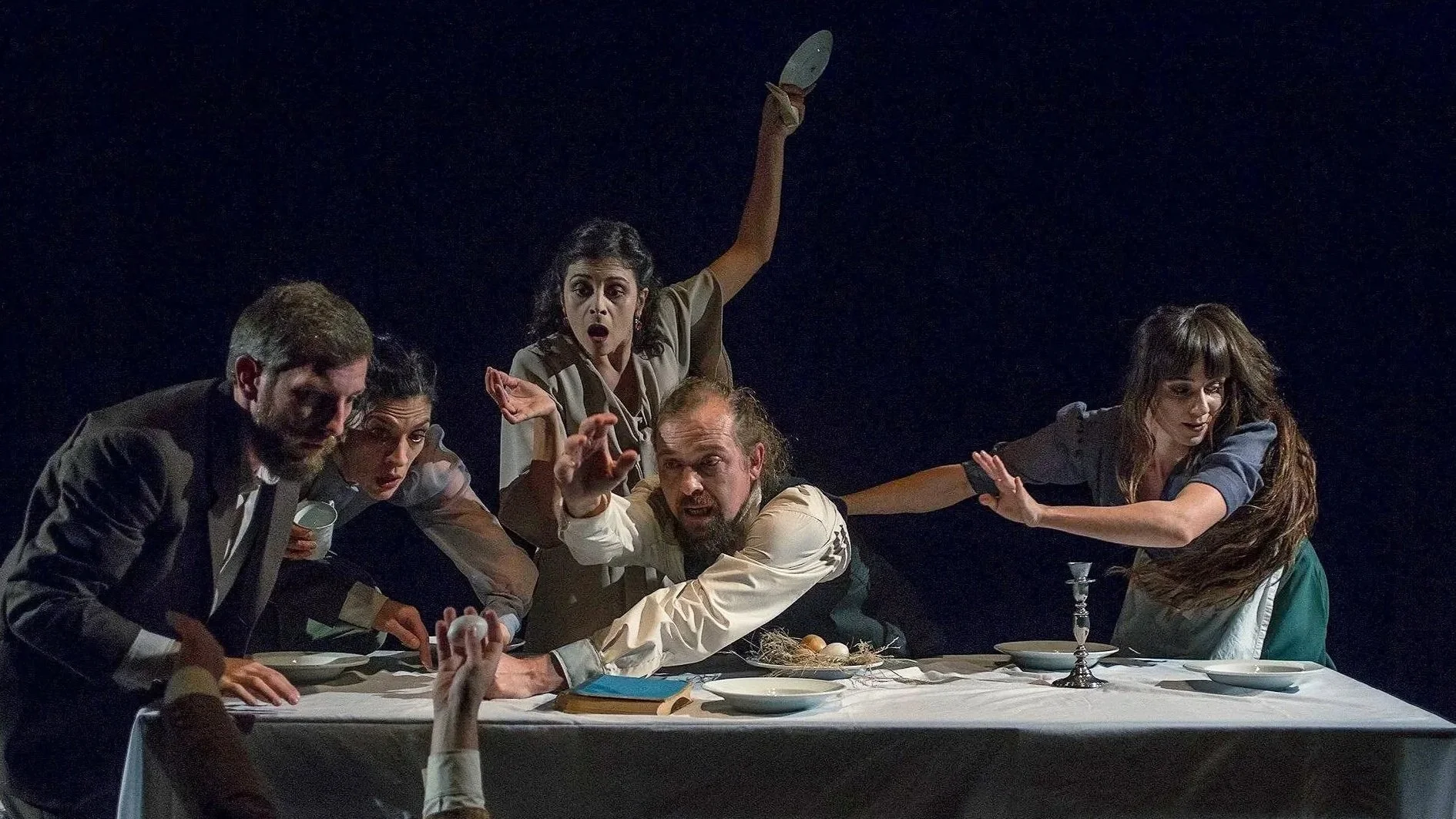 THE STREET OF CROCODILES