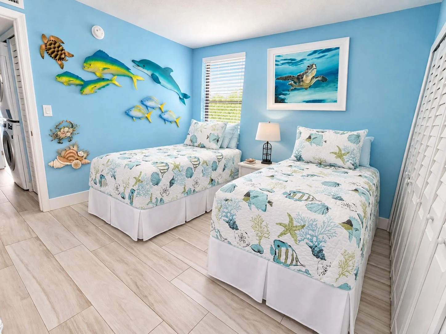 Guest Bedroom Twin Beds(1).jpg