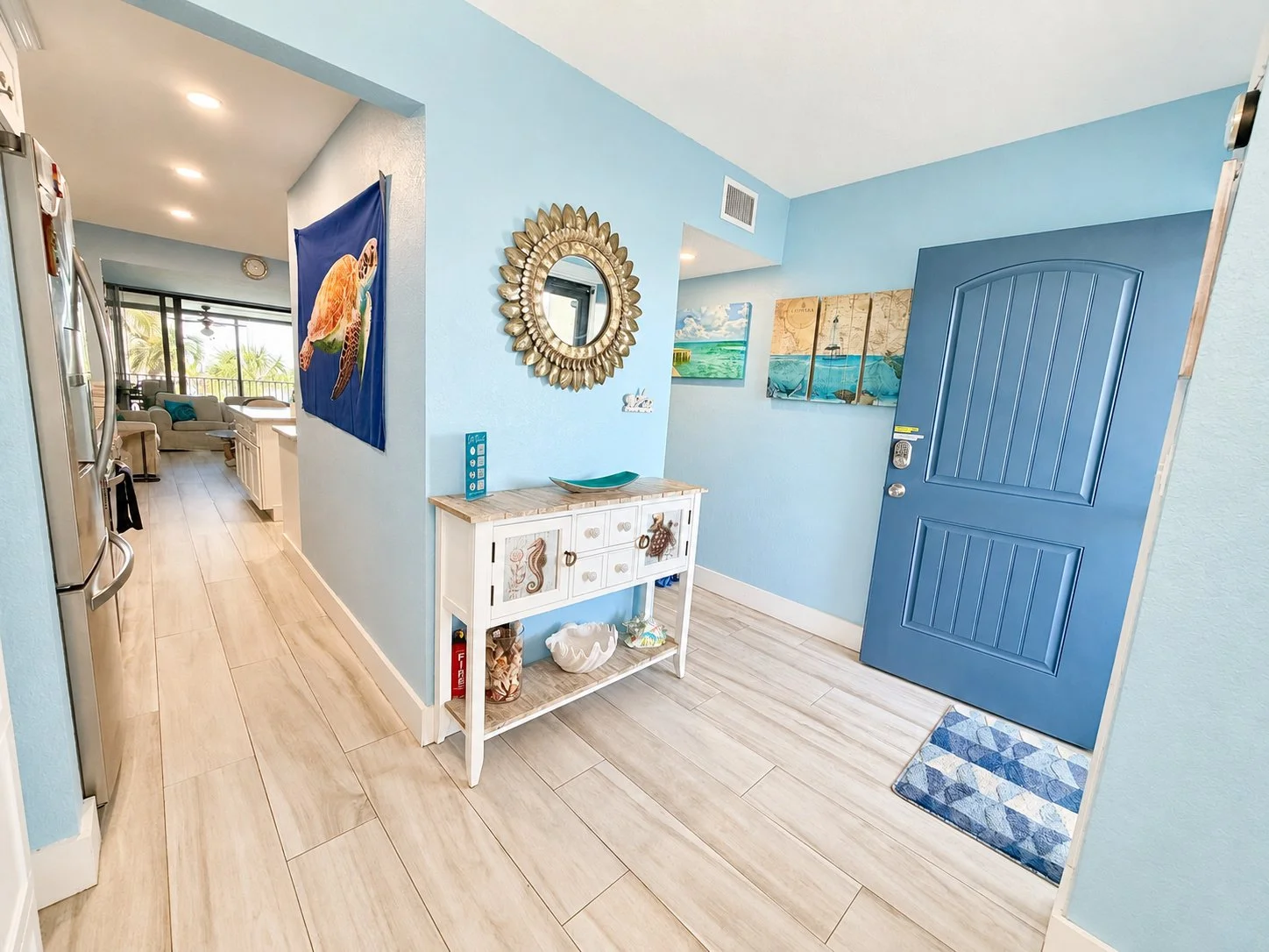 Entryway(1).jpg