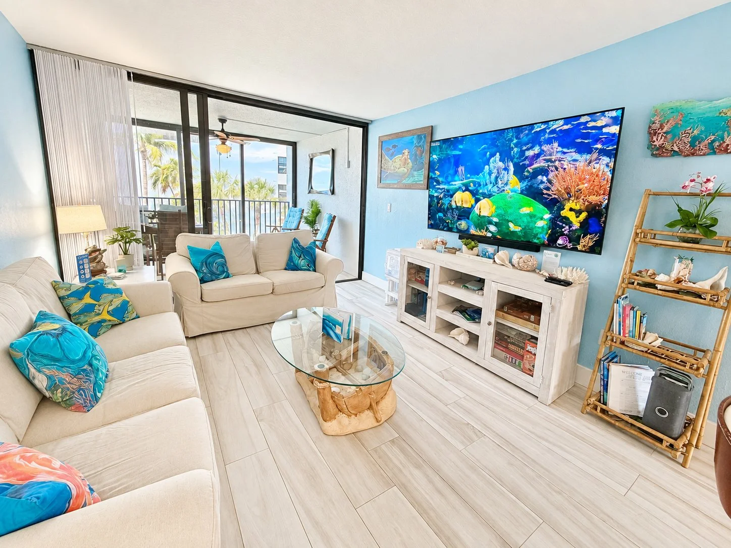 Living Room 3(1).jpg