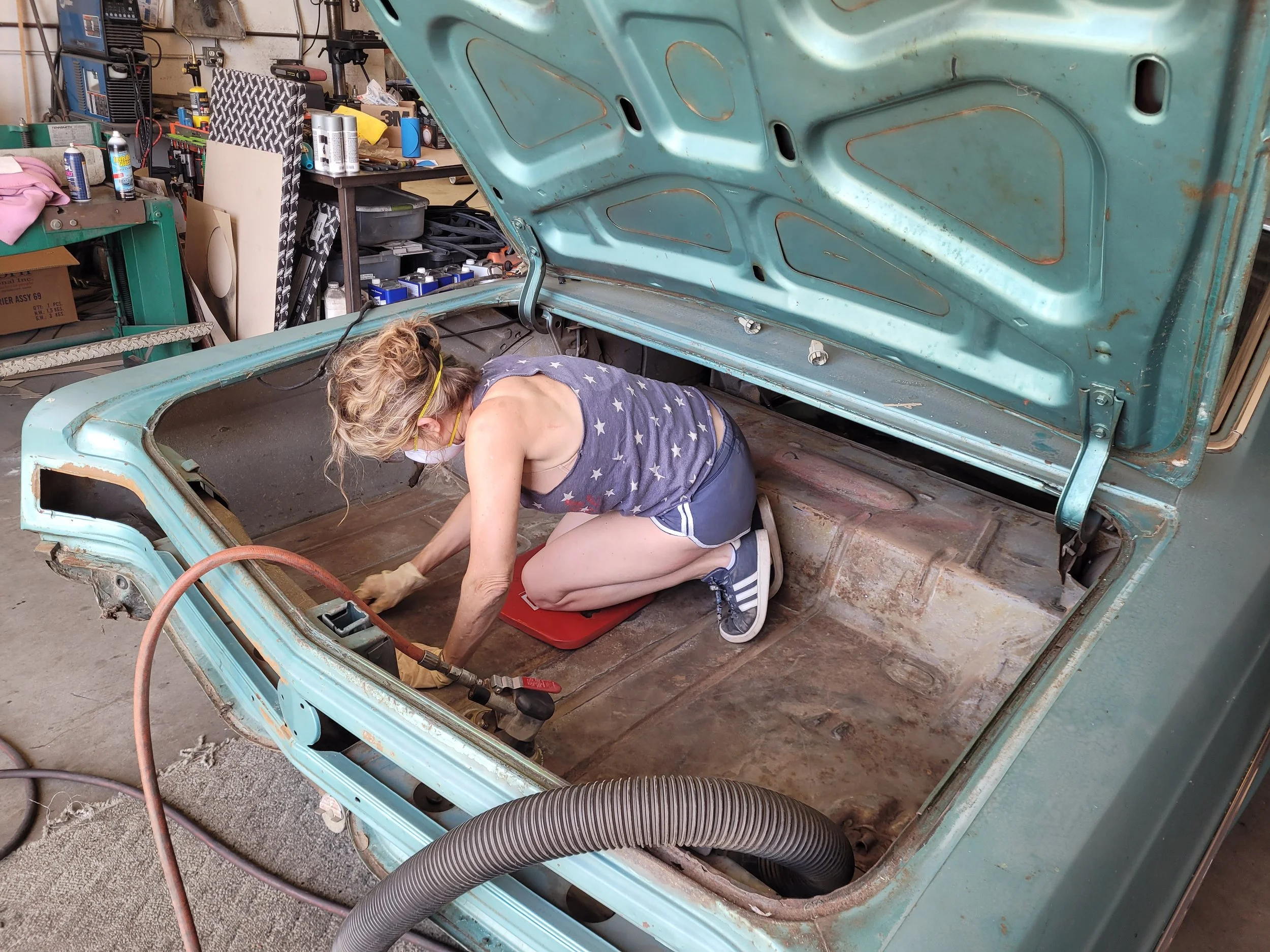Here are shots of the trunk in our 65 Skylark before and after Por-15. Bobbi did most of the prep and painting! She did a great job, huh?
@modernrodding 
@purevisiondesign 
@dynamat_official 
@por15inc 
@vintageair_ 
@hotchkis 
@wilwooddiscbrakes 
@k