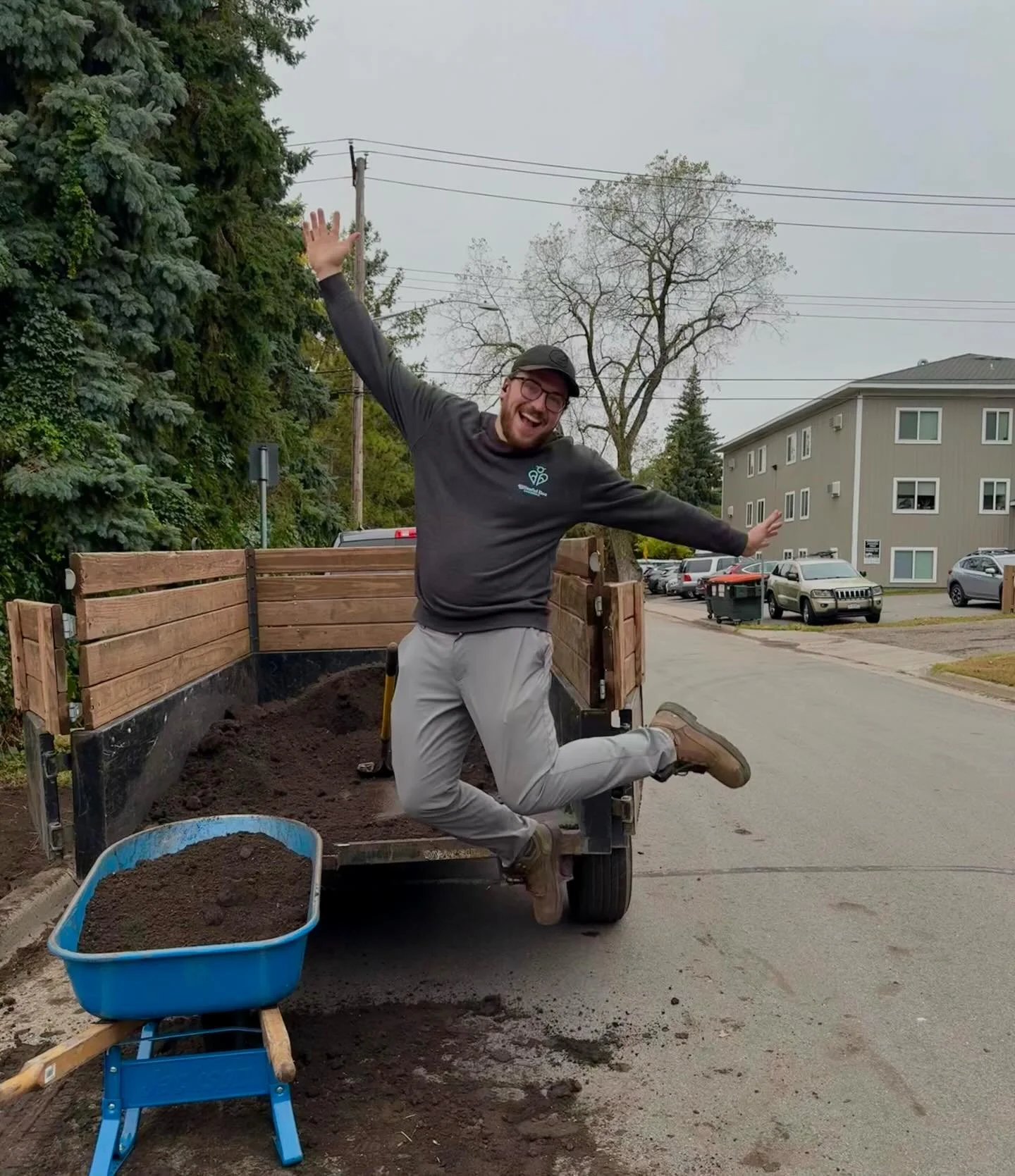 Jump into spring with a crew who loves what they do!

Spring bookings are still open! We look forward to bringing your project to life!🕺☀️