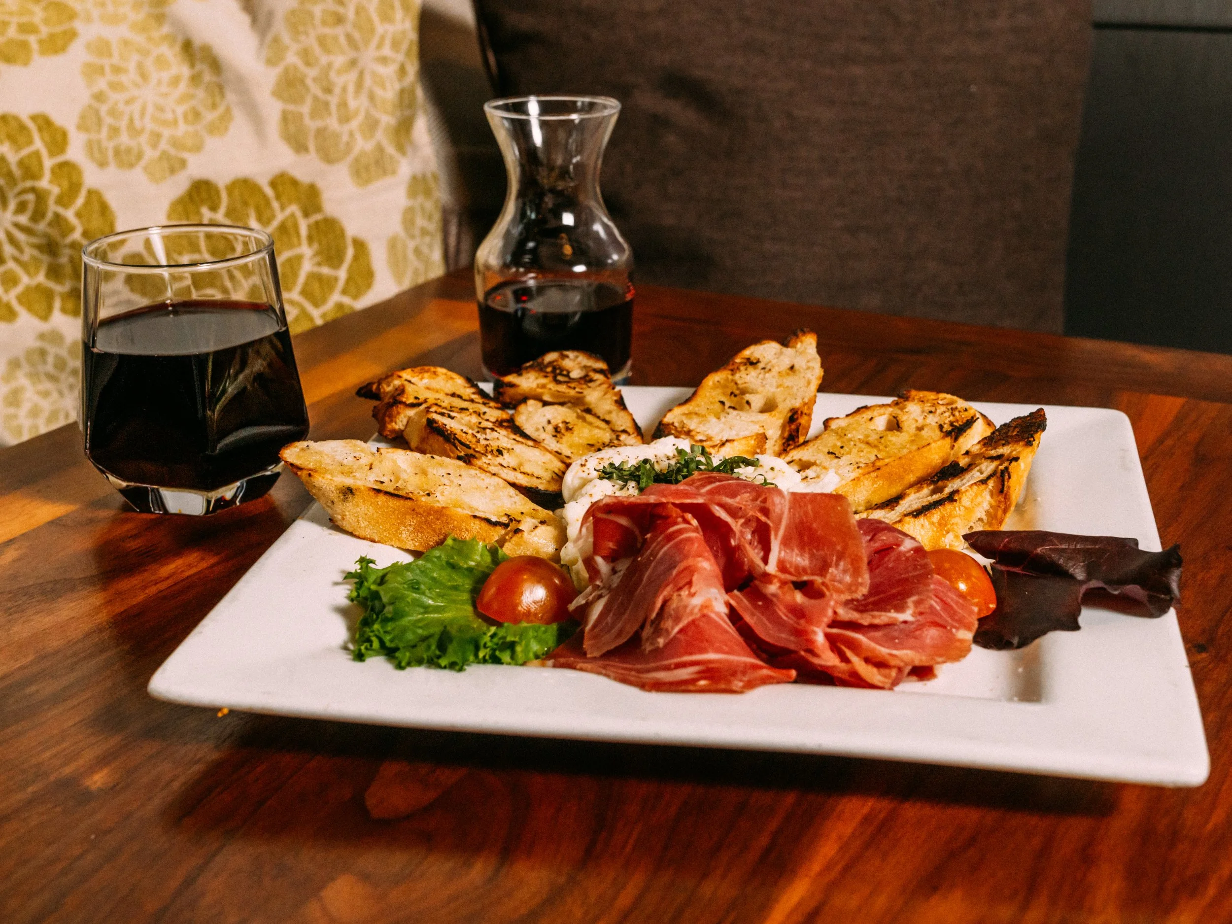 bourbon glazed salmon - Appetizer photography