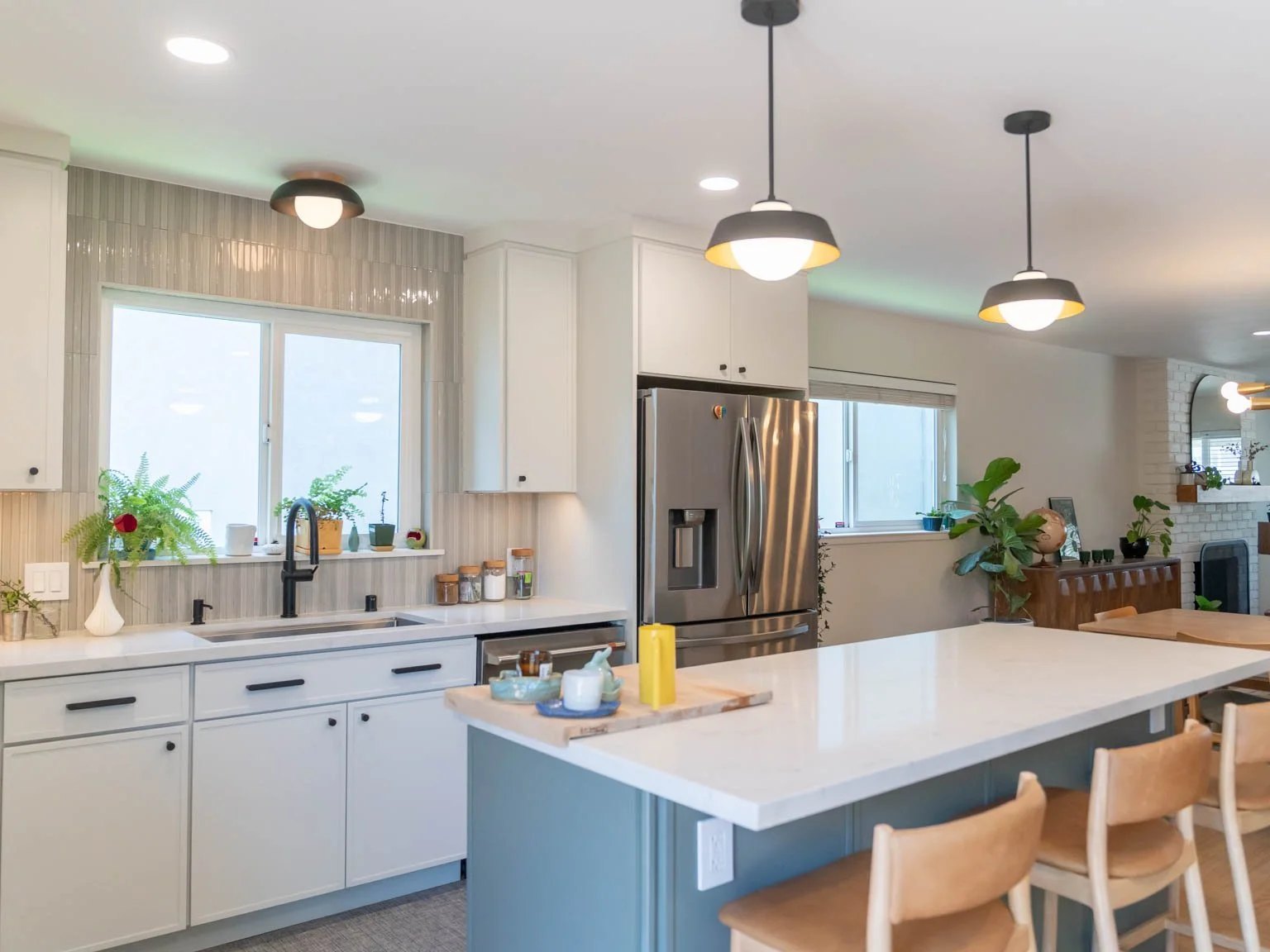 Virtual staging of a kitchen