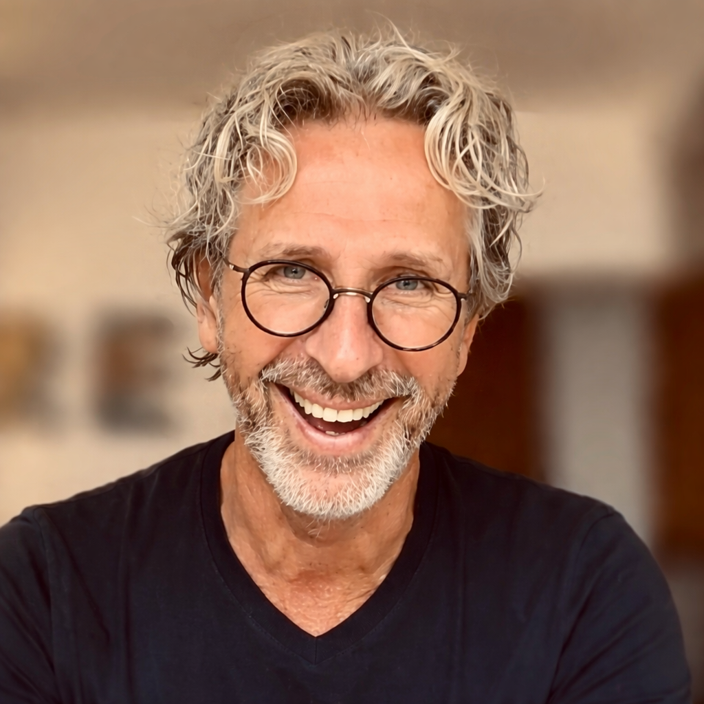 Thibault fondateur des Petites Maisons du Bonheur