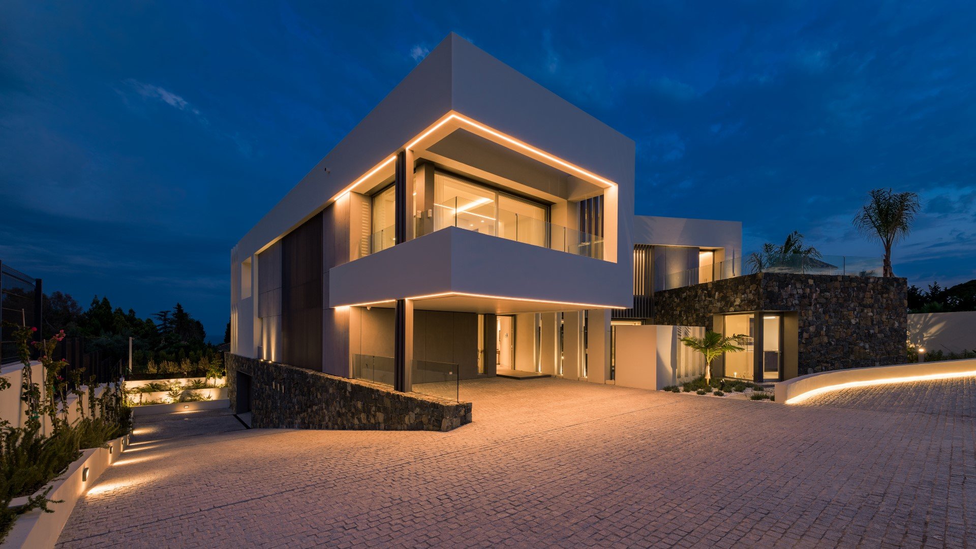 Villa Altos de Puente Romano-65 (Large).jpg