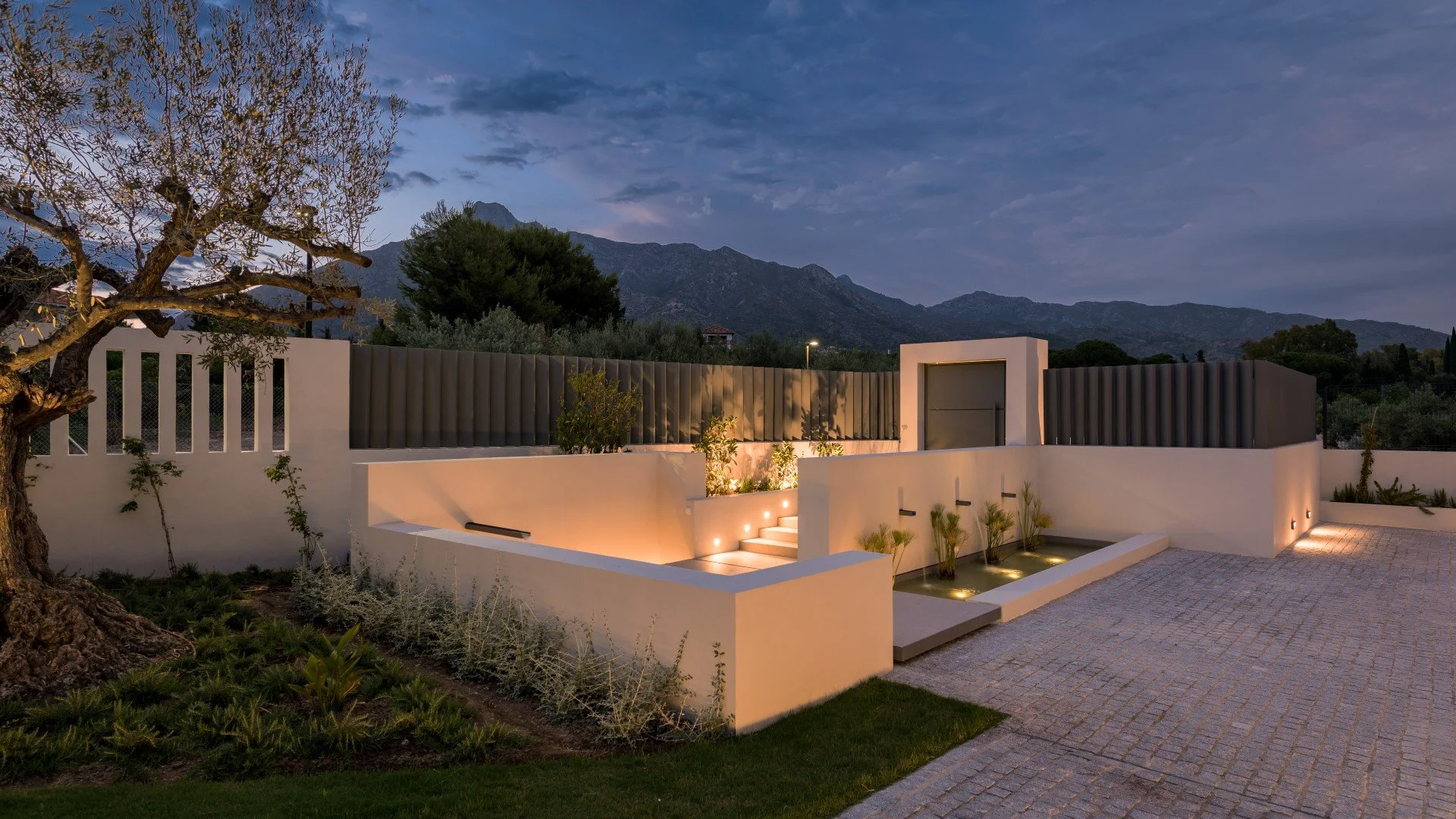 Villa Altos de Puente Romano-61 (Large).jpg