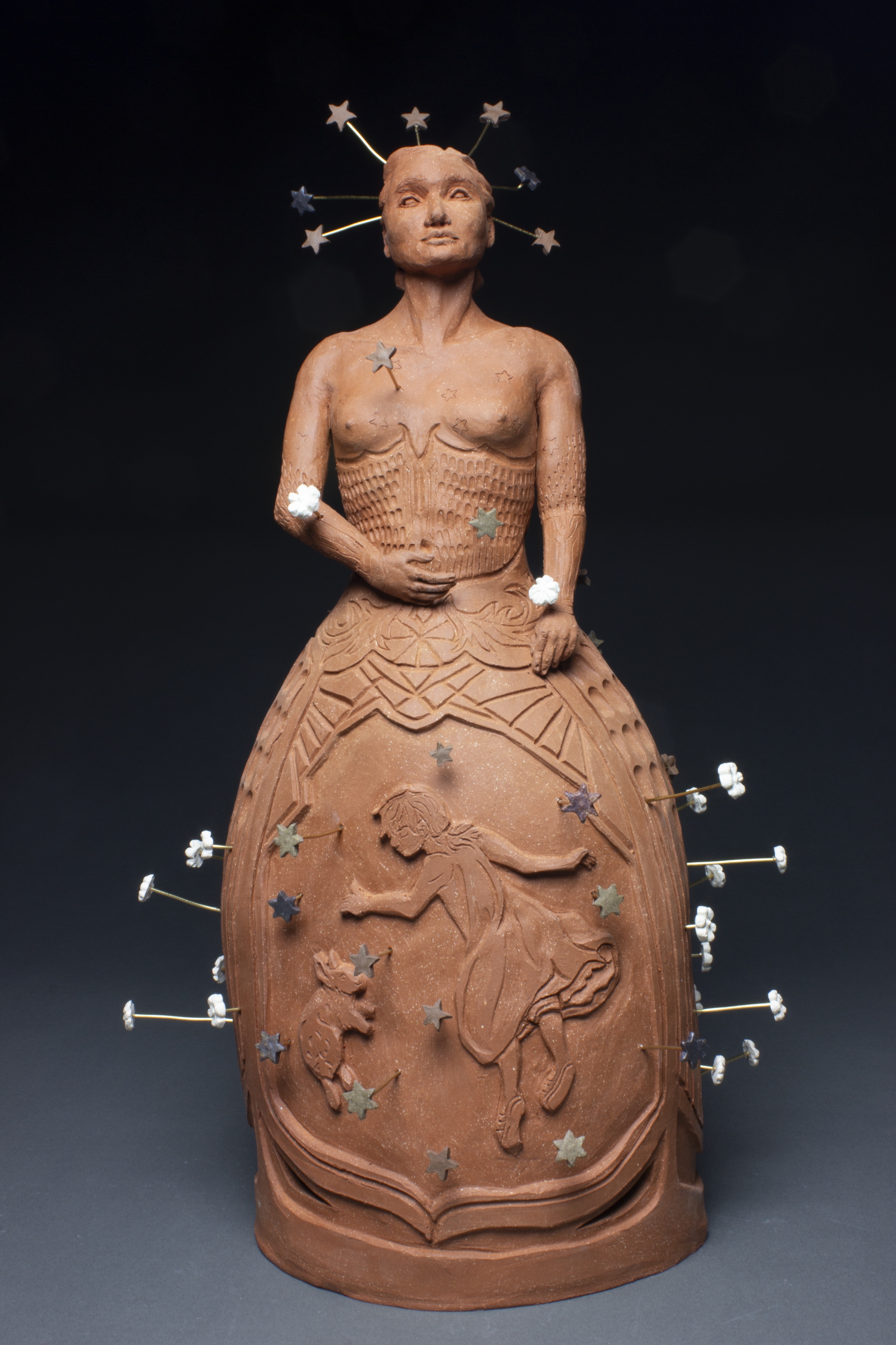 With Memory, 2024. Ceramic and wire 23’’x13’’x9.5’’