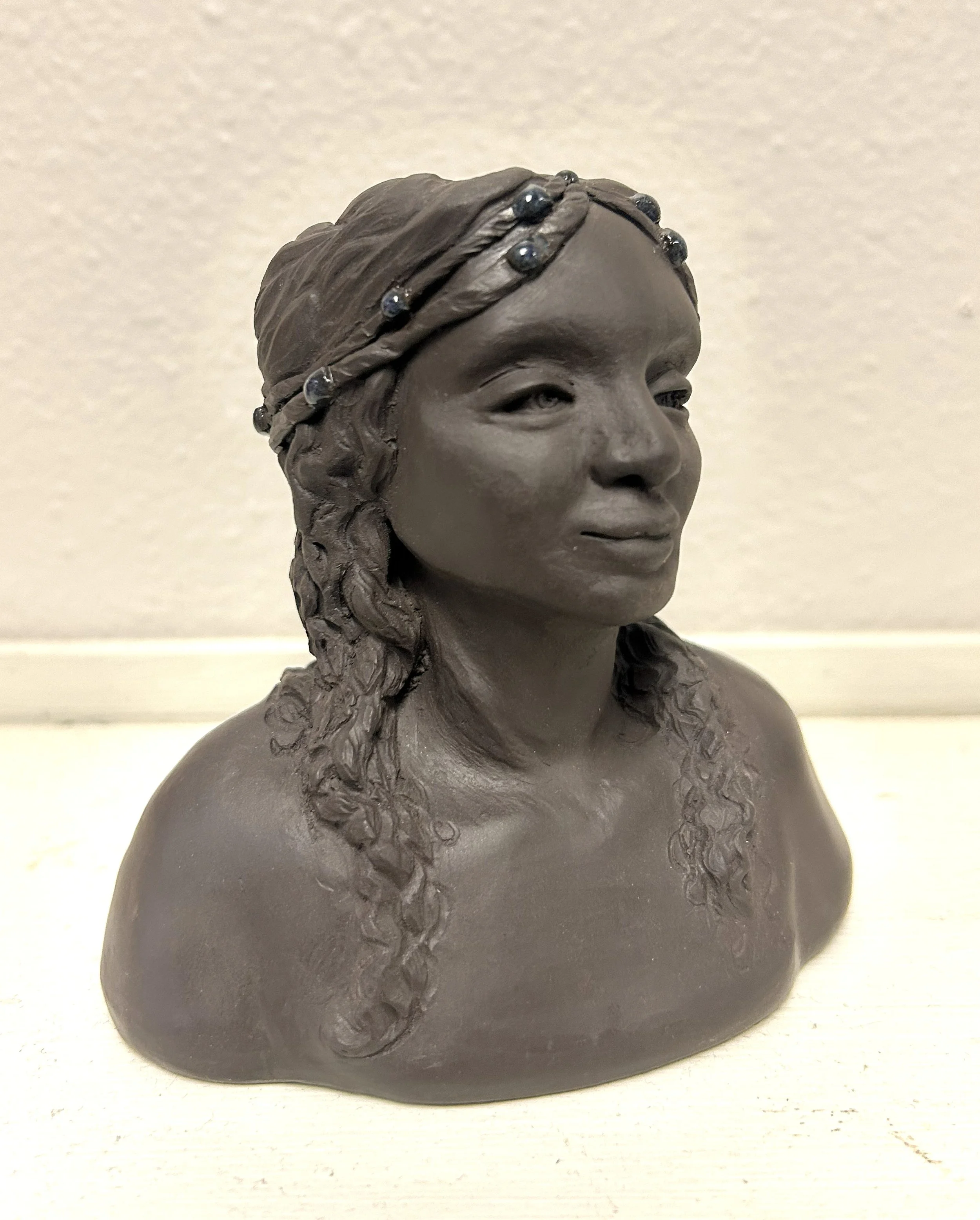 Mini Bust, 2025. Ceramic 4''x4''x3''