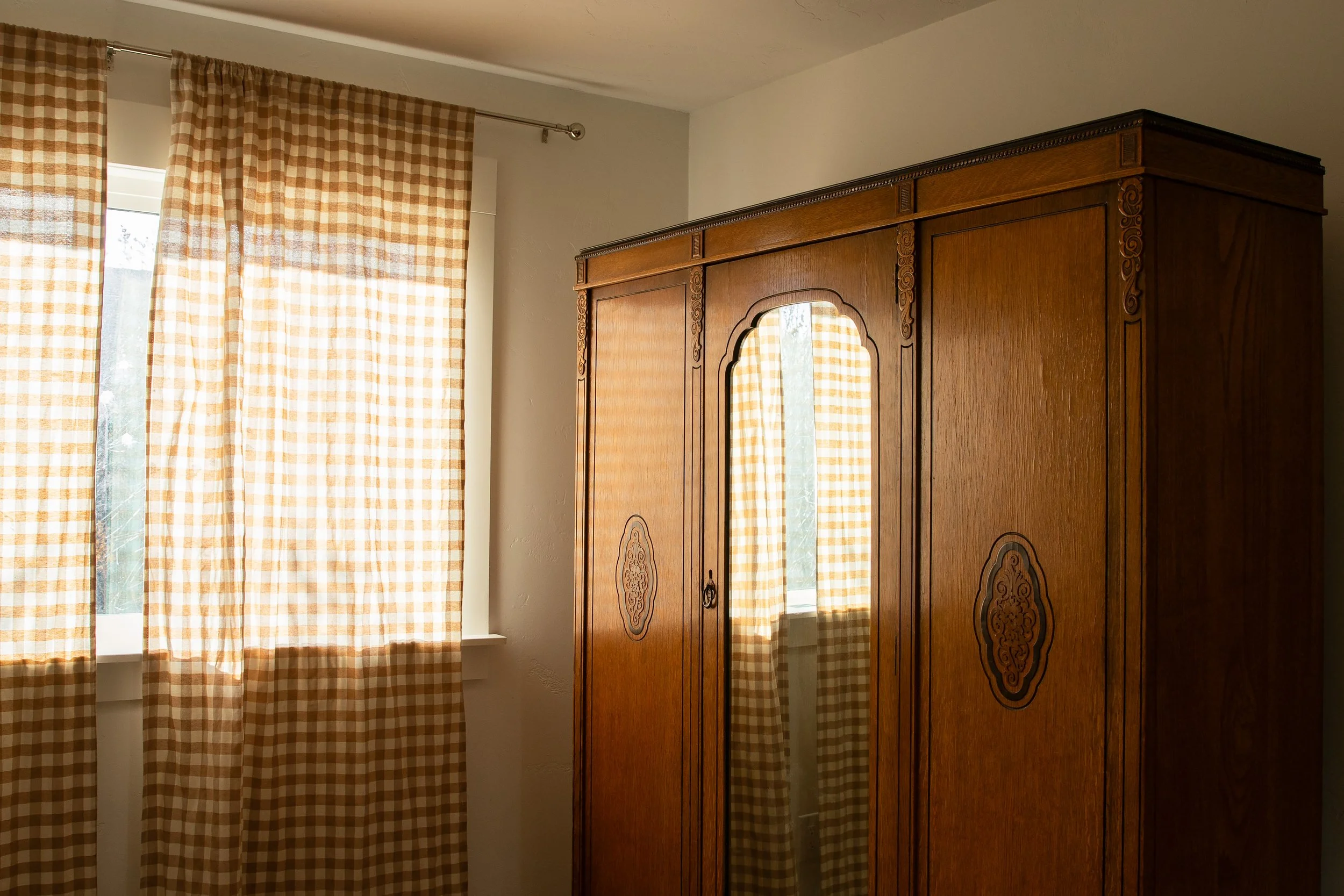 Bozeman interior design, interior renovation, and interior styling. 