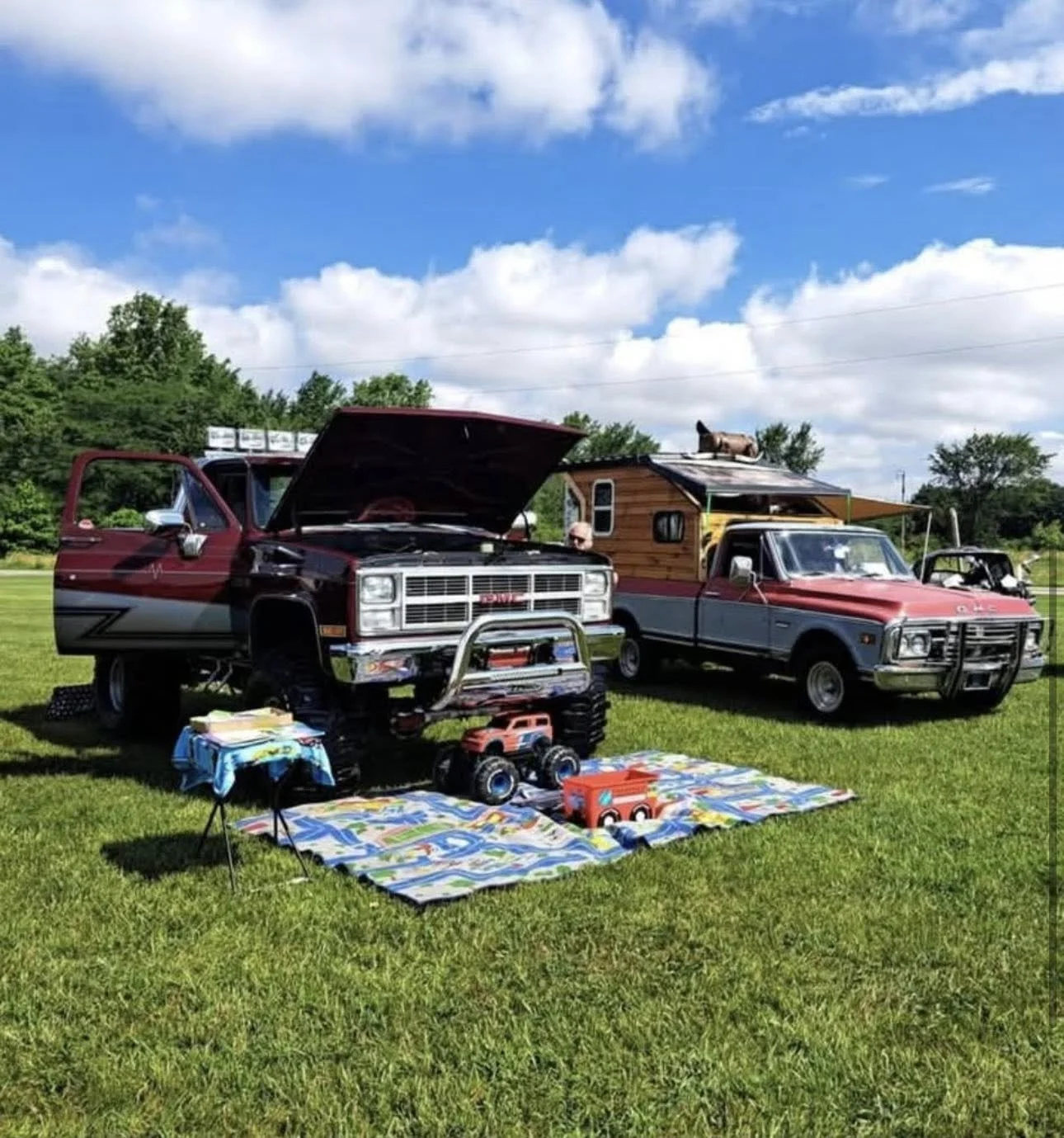 Classic Car &amp; Motorcycle Show