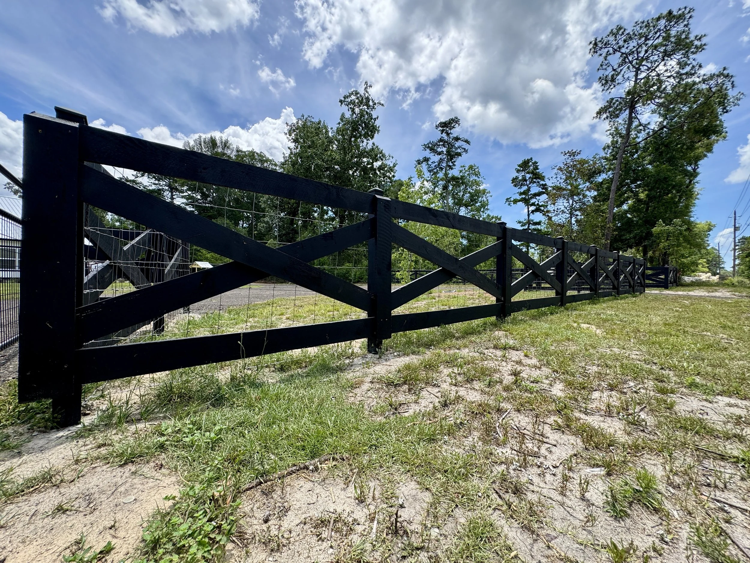 Black Crossbuck Fence.JPG