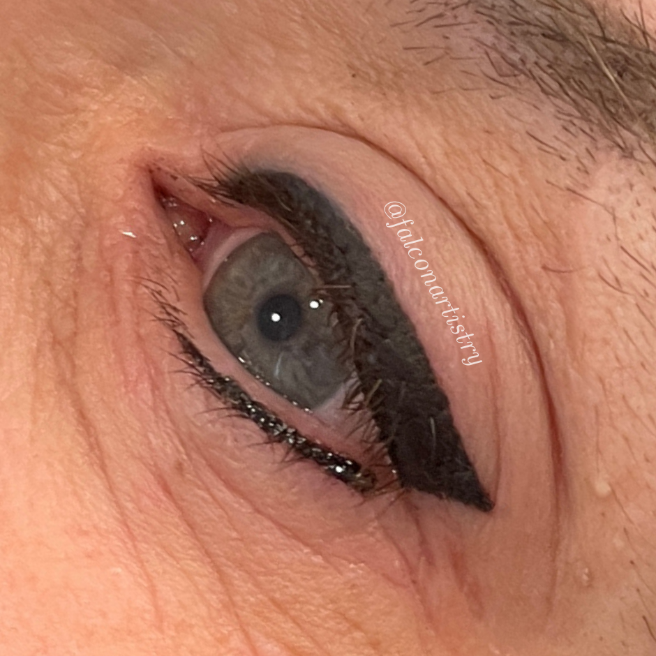 Eyeliner-portfolio-copy (17).png