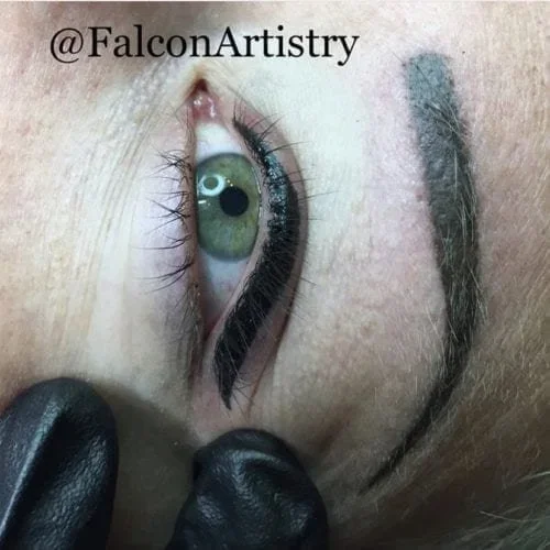 Eyeliner-6-500x500.webp