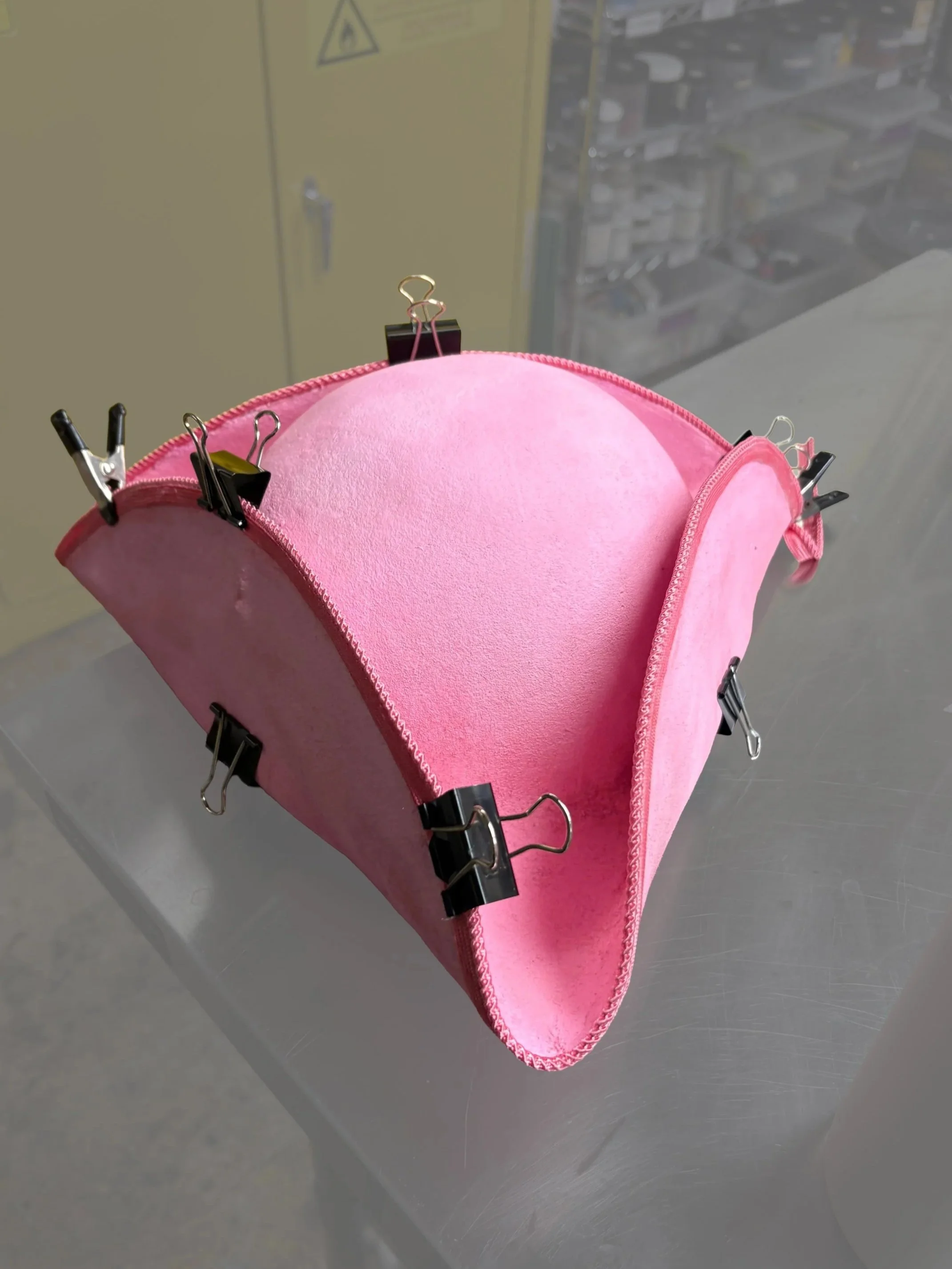 The Rivals: Bob Acres Hat Base (Painted)