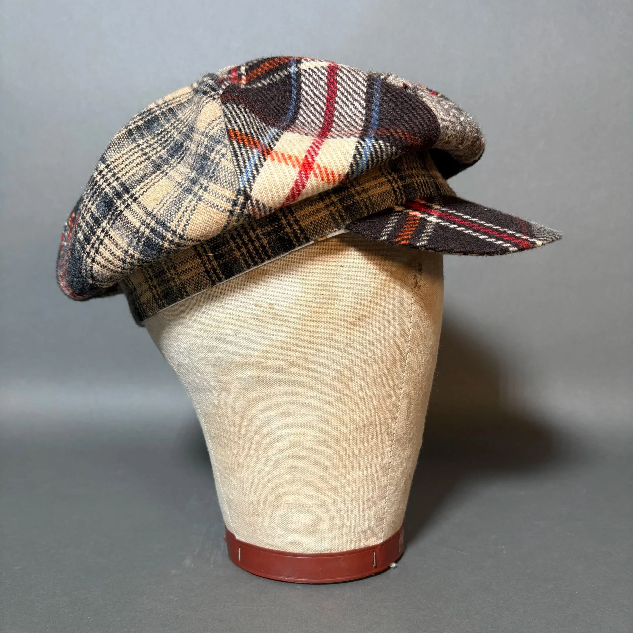Newsboy Cap: Side