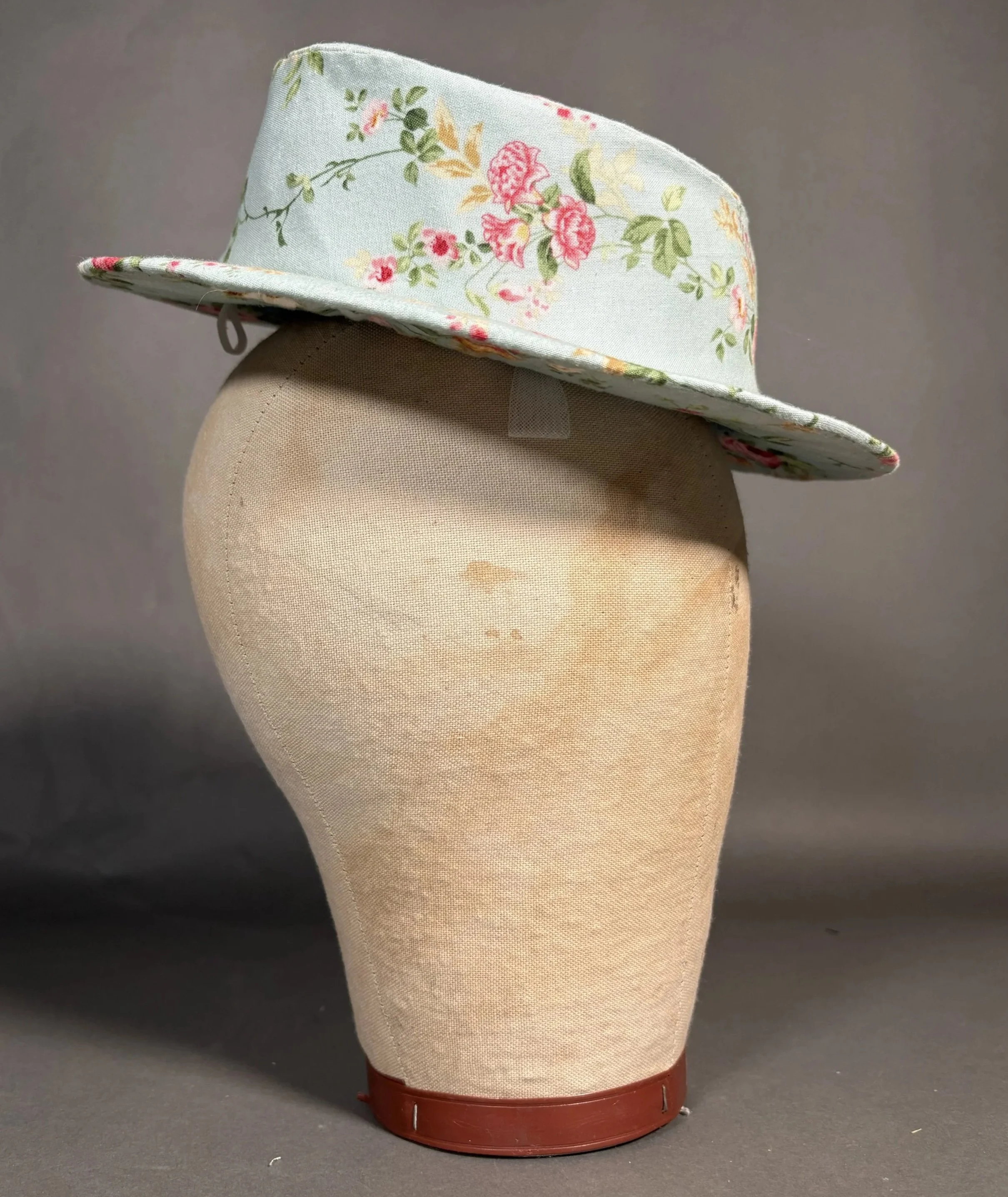 1940's Buckram Hat: Side