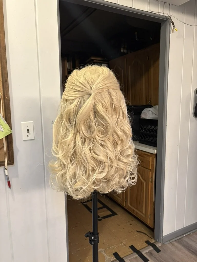                                  Legally Blonde: Final Elle Wig