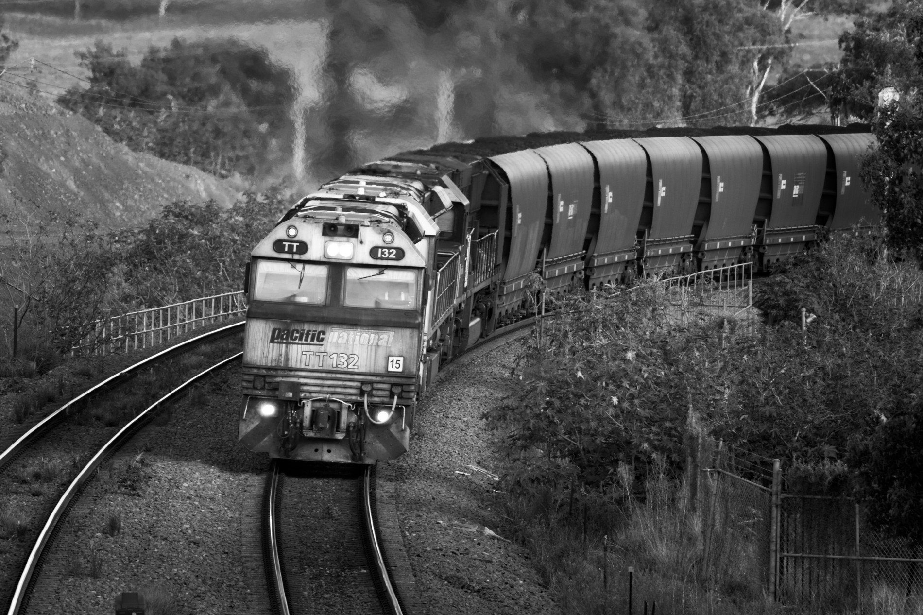 20260117_Singleton_Coal Trains BW 002.jpg