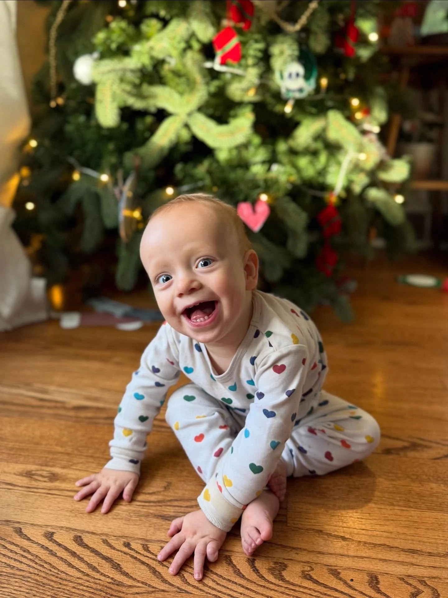 ✨ Happy Holidays ✨

Our holidays have been filled with nonstop music and there is nothing better than the gift of Hayden learning how to clap along to all our tunes. When the family is dancing around the house, this boy loves the energy and laughs at