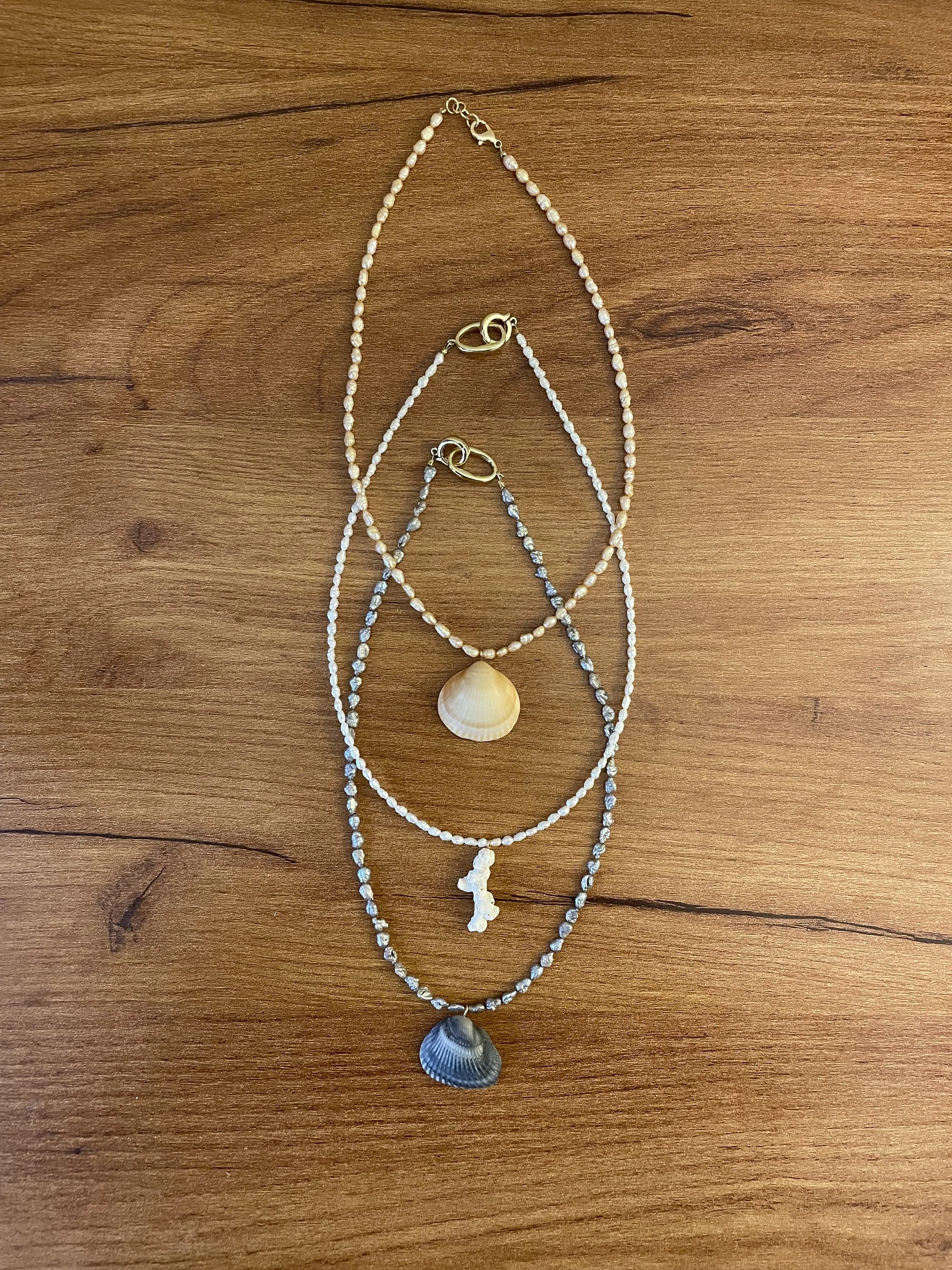 Seed Pearl Shell Necklace