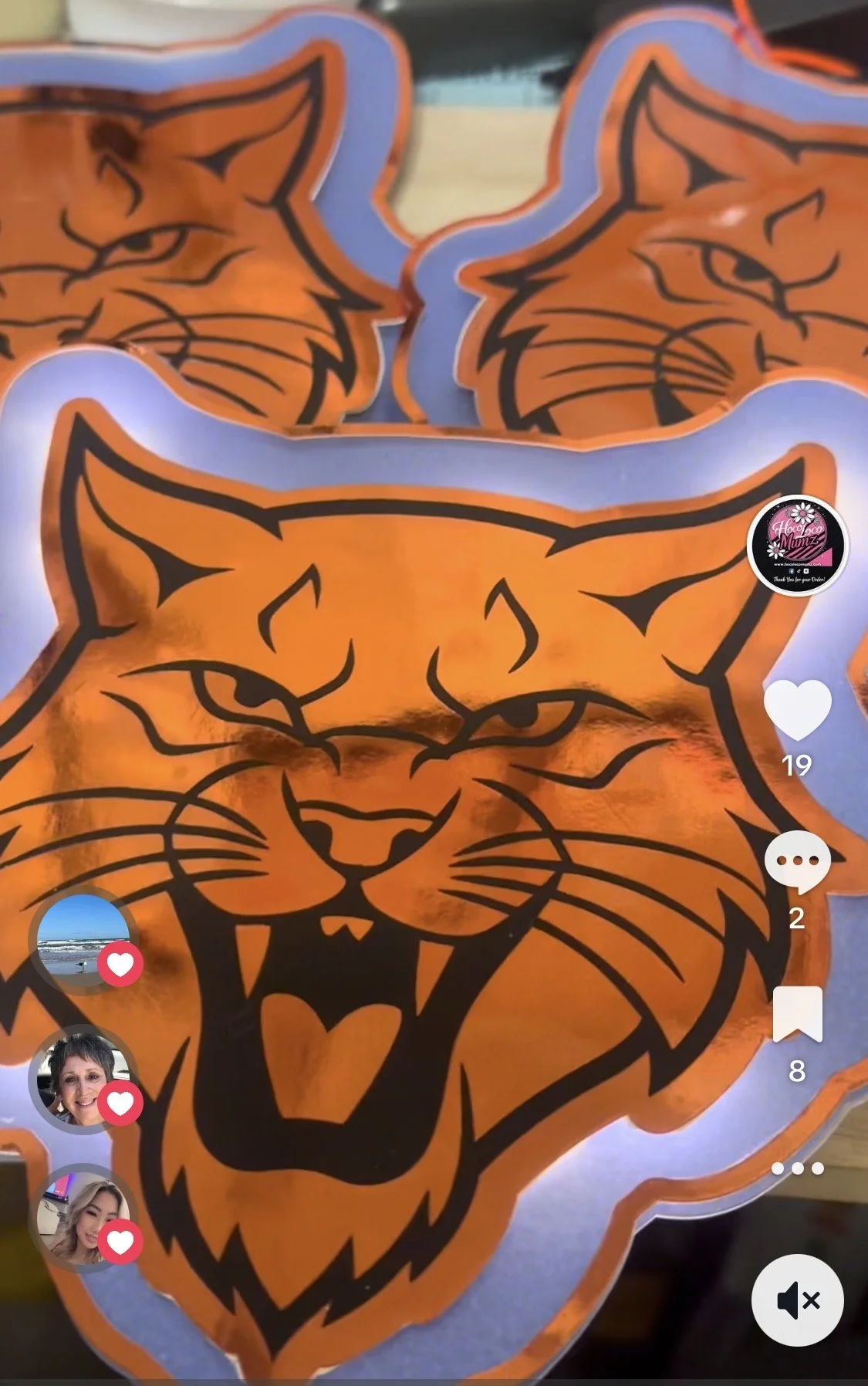 LARGE  Kuztom (LIGHT UP)  Mascot Platez (without a mum/garter order). To see a video of the name plate in action, head to Tik Tok or Facebook! (Copy)