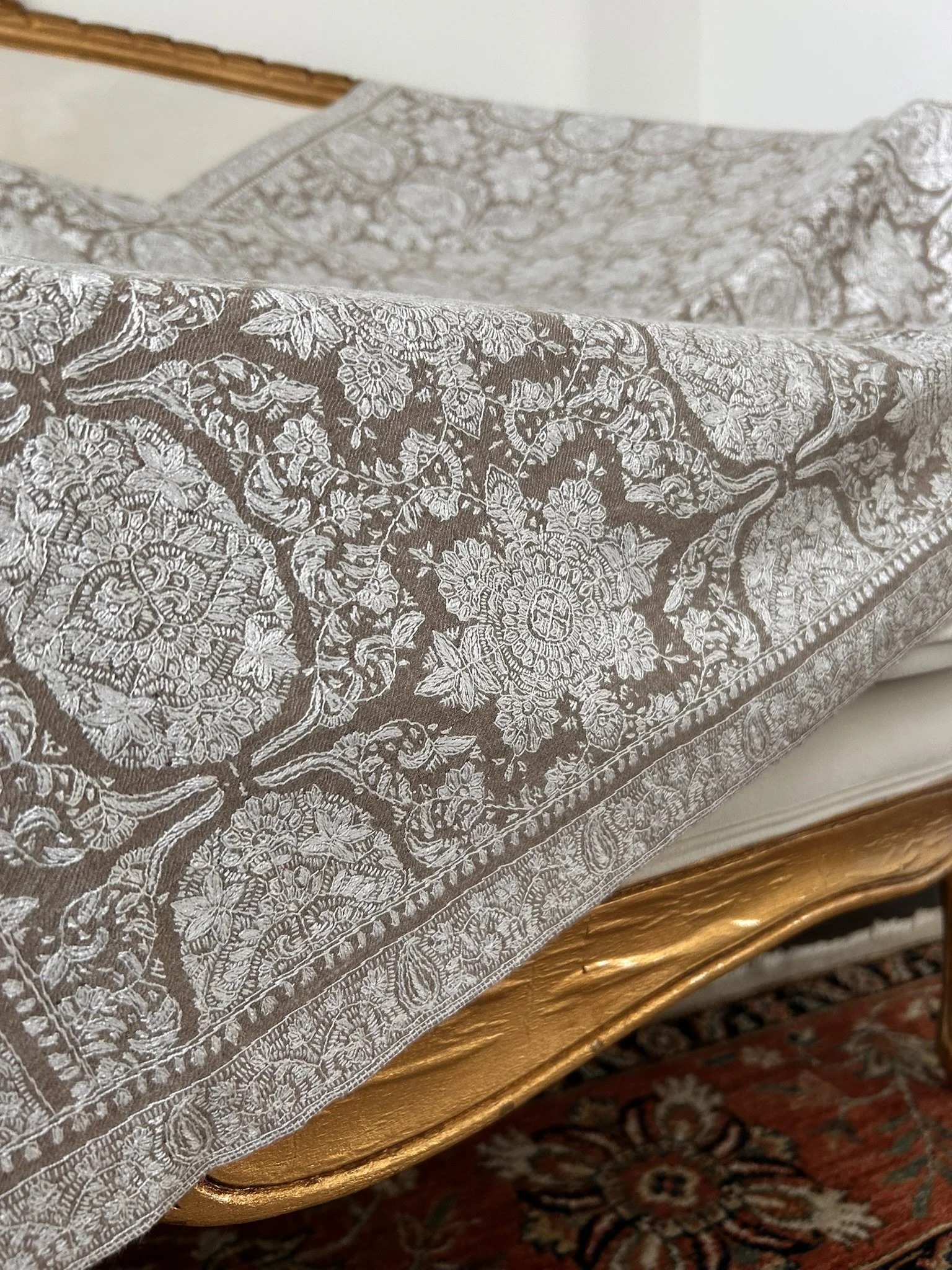 Pure Pashmina Hand Embroidered Sui Susan Shawl