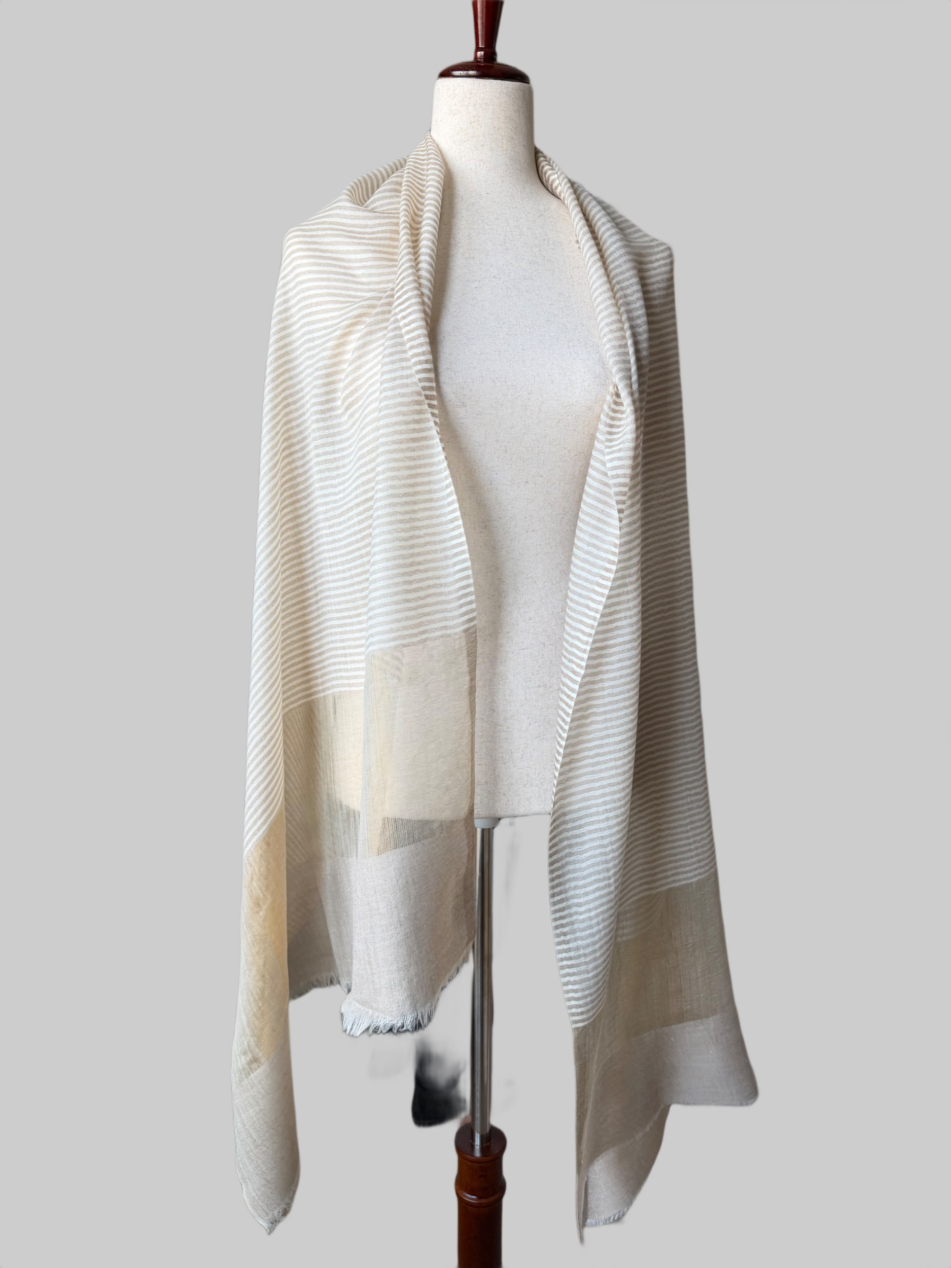 Off white - Gold Jacquard Scarf