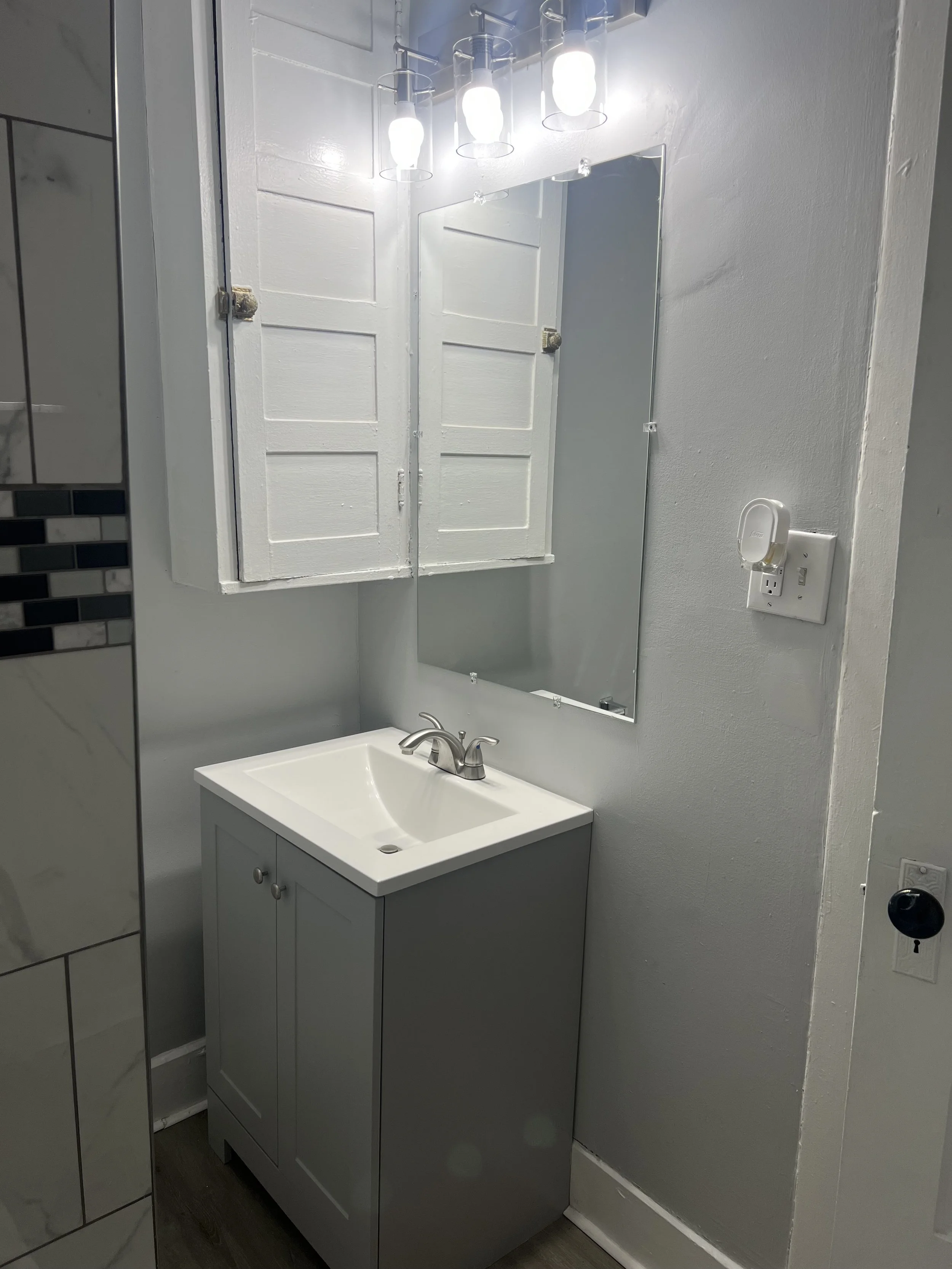 Bathroom-2482.jpg