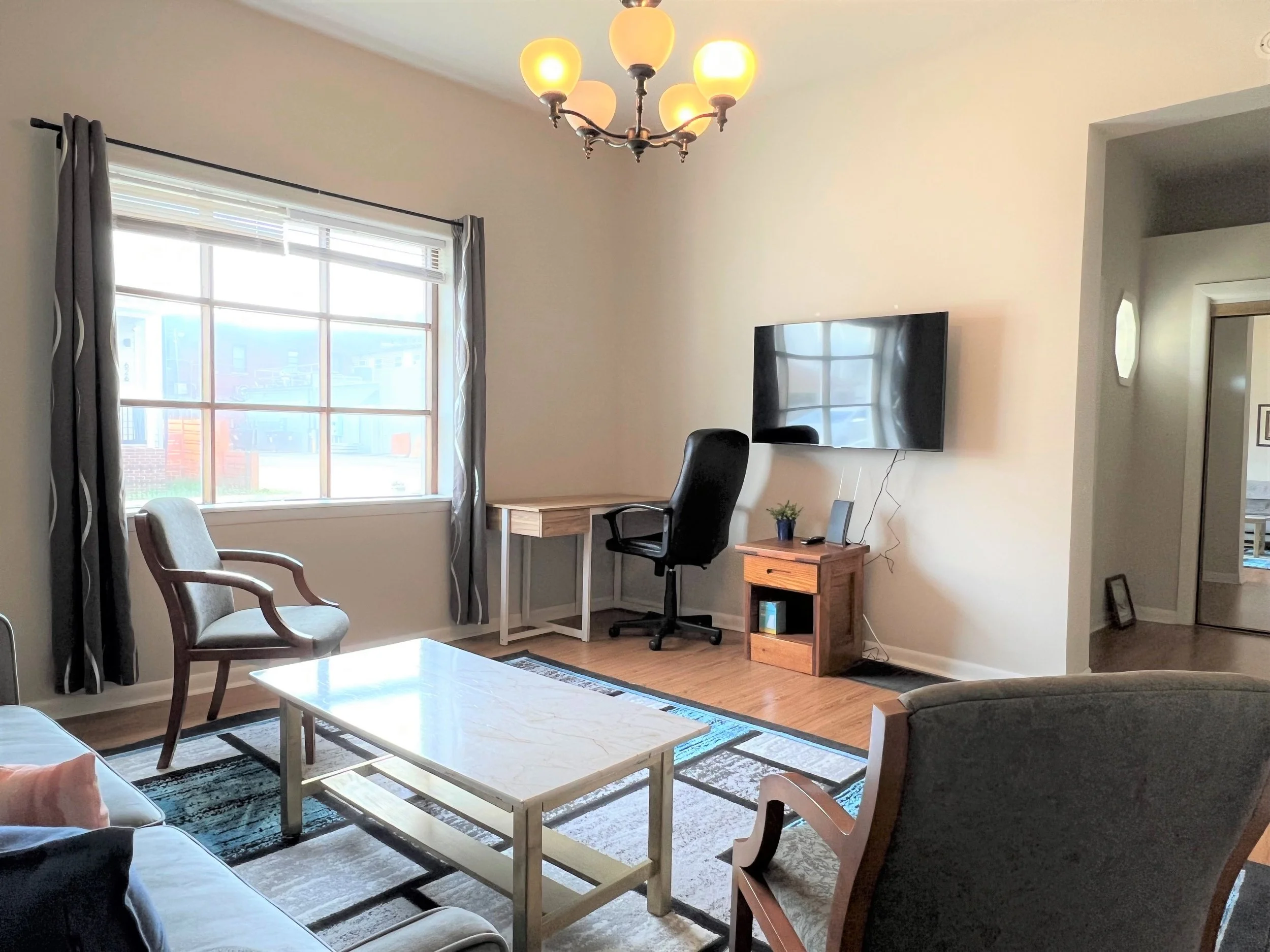 Living Room3.JPG