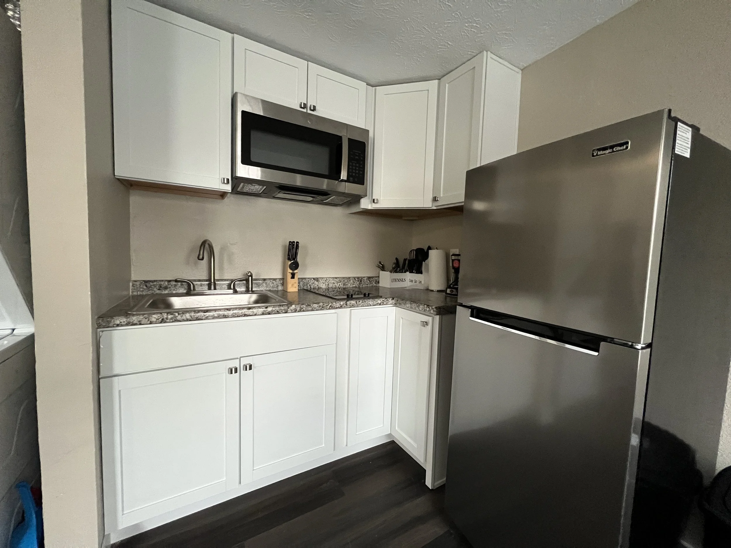 Kitchen2.jpeg