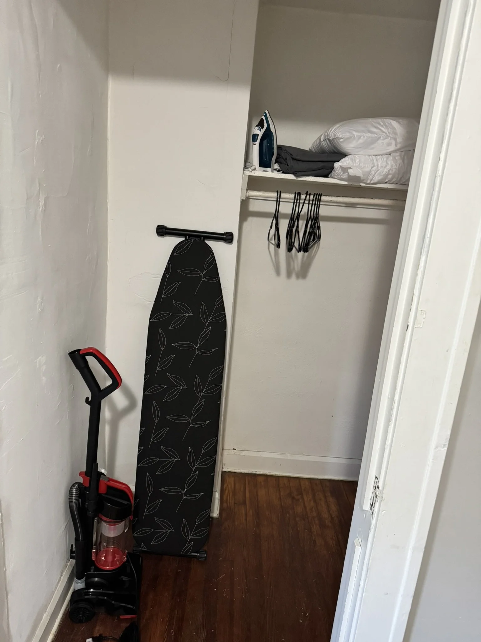 Closet in 2nd Bedroom-Property name: Vintner's Cottage 2 BR North Downtown Indy 20 min. Drive to Lebanon 

-Vintner Investment Group- Mid Term Rentals and Travel Nurse Housing at affordable prices. 