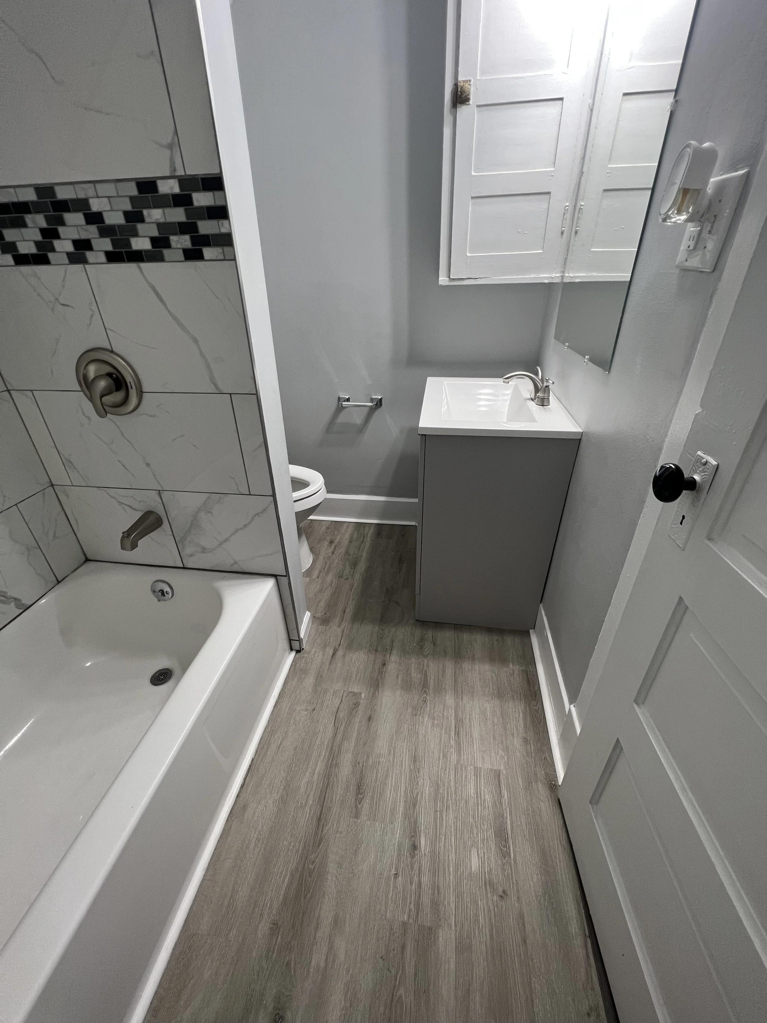 Bathroom-2484.jpg