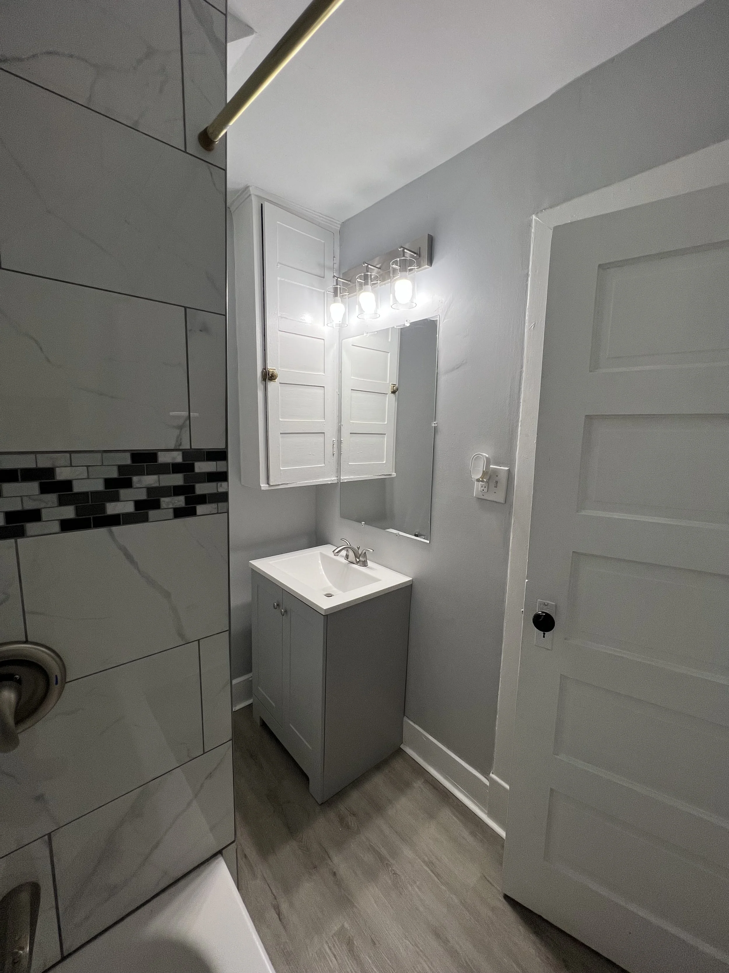 Bathroom-2483.jpg