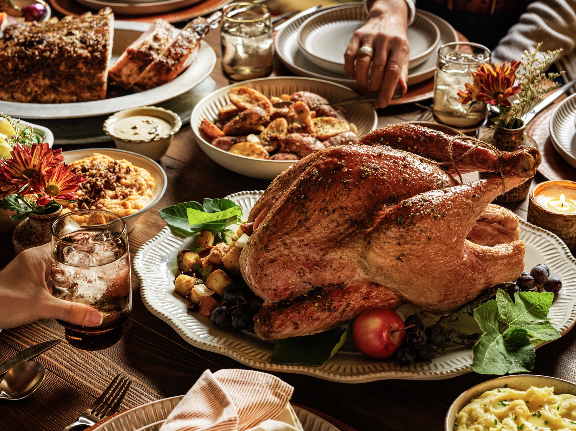 Thanksgiving Table 6.jpg