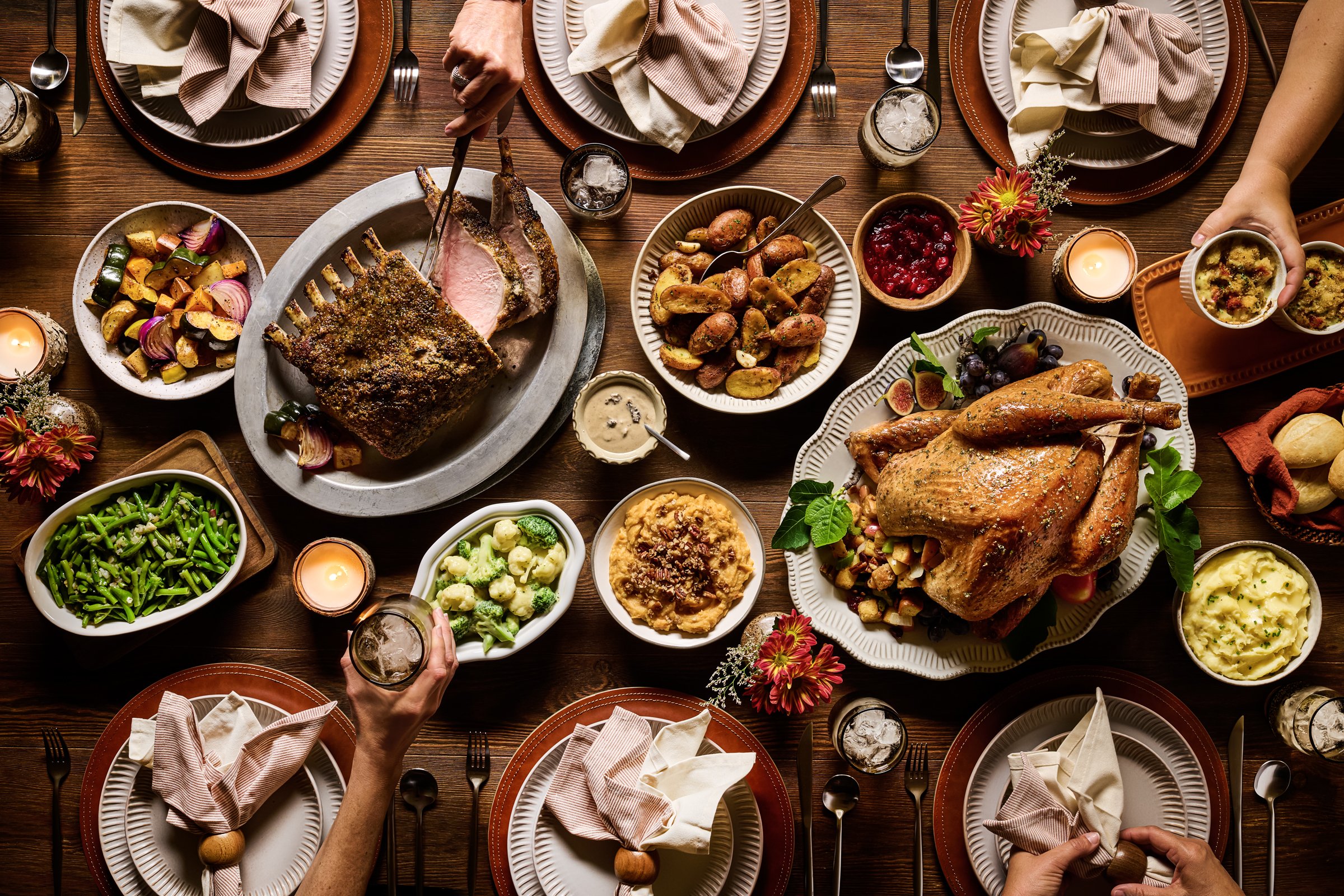 Thanksgiving Table 2.jpg