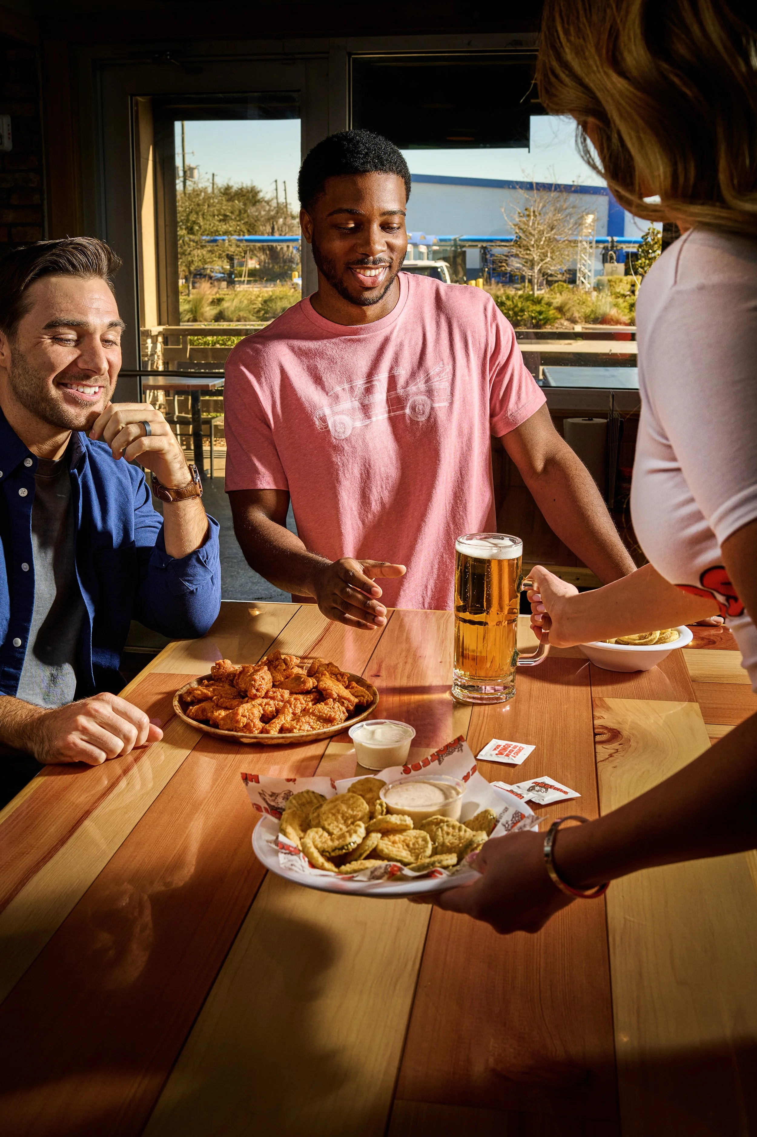 26005 - Hooters Lifestyle2439 copy.jpg