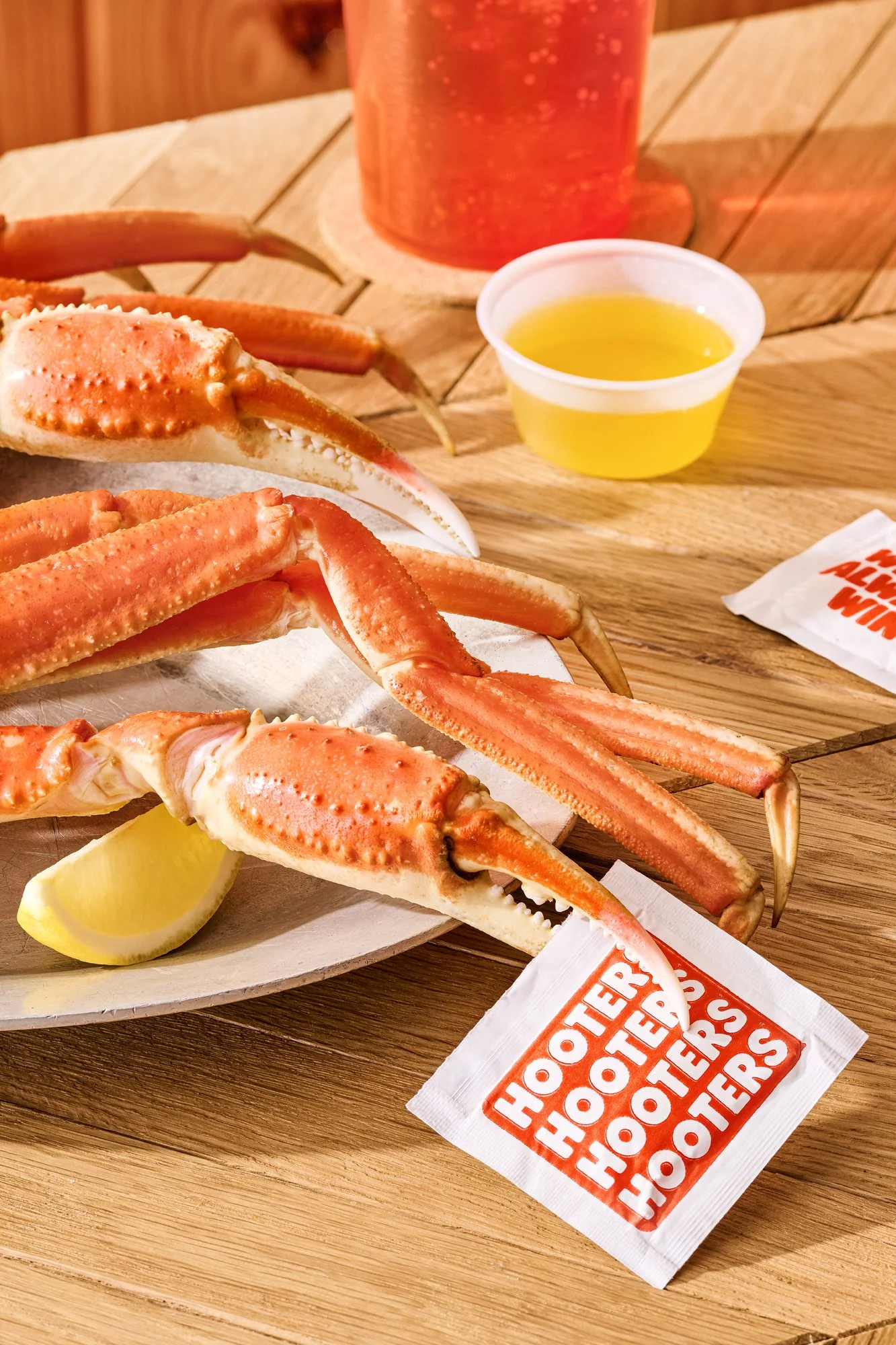 26004 - Hooters3722p.jpg