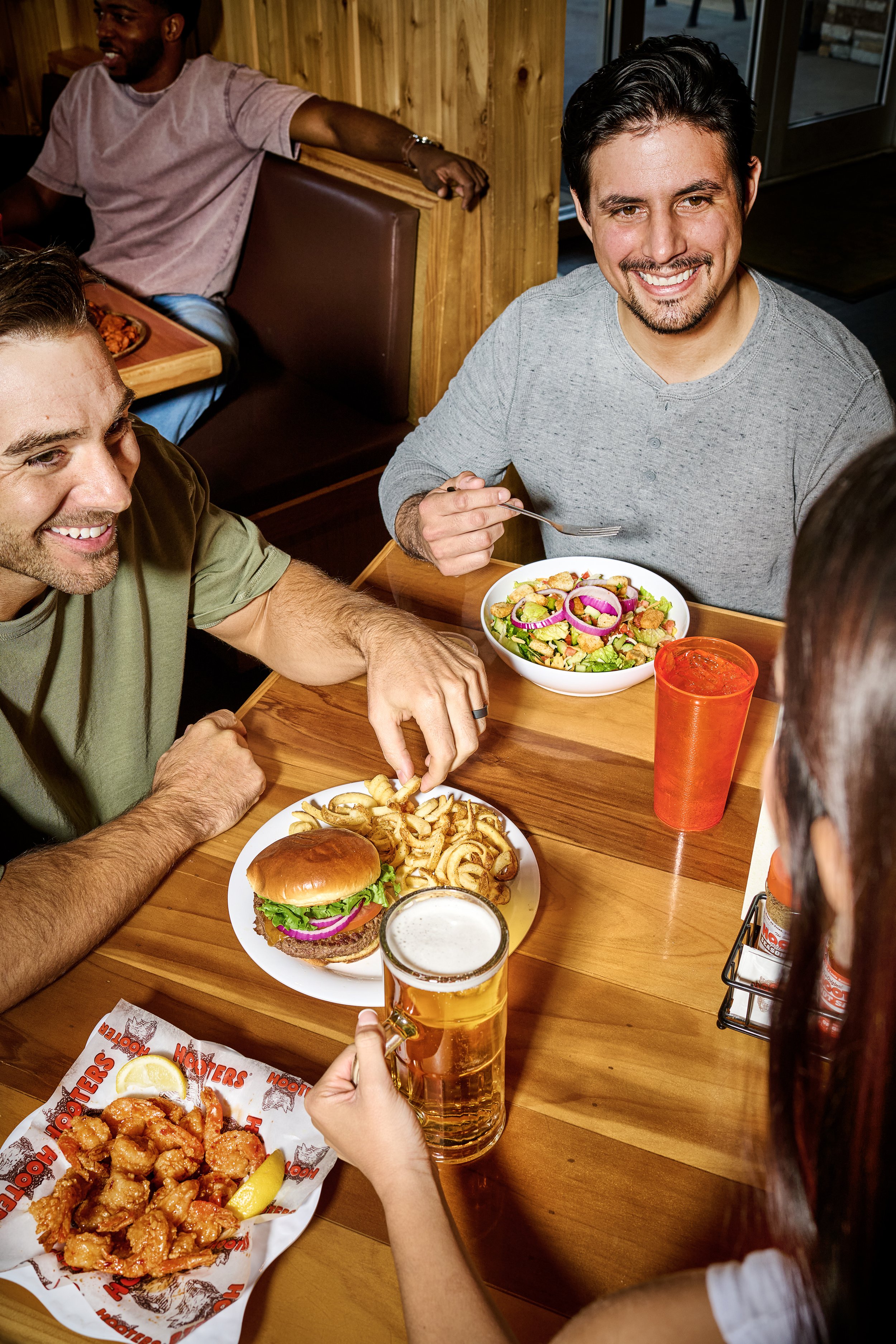 26005 - Hooters Lifestyle3163 copy.jpg