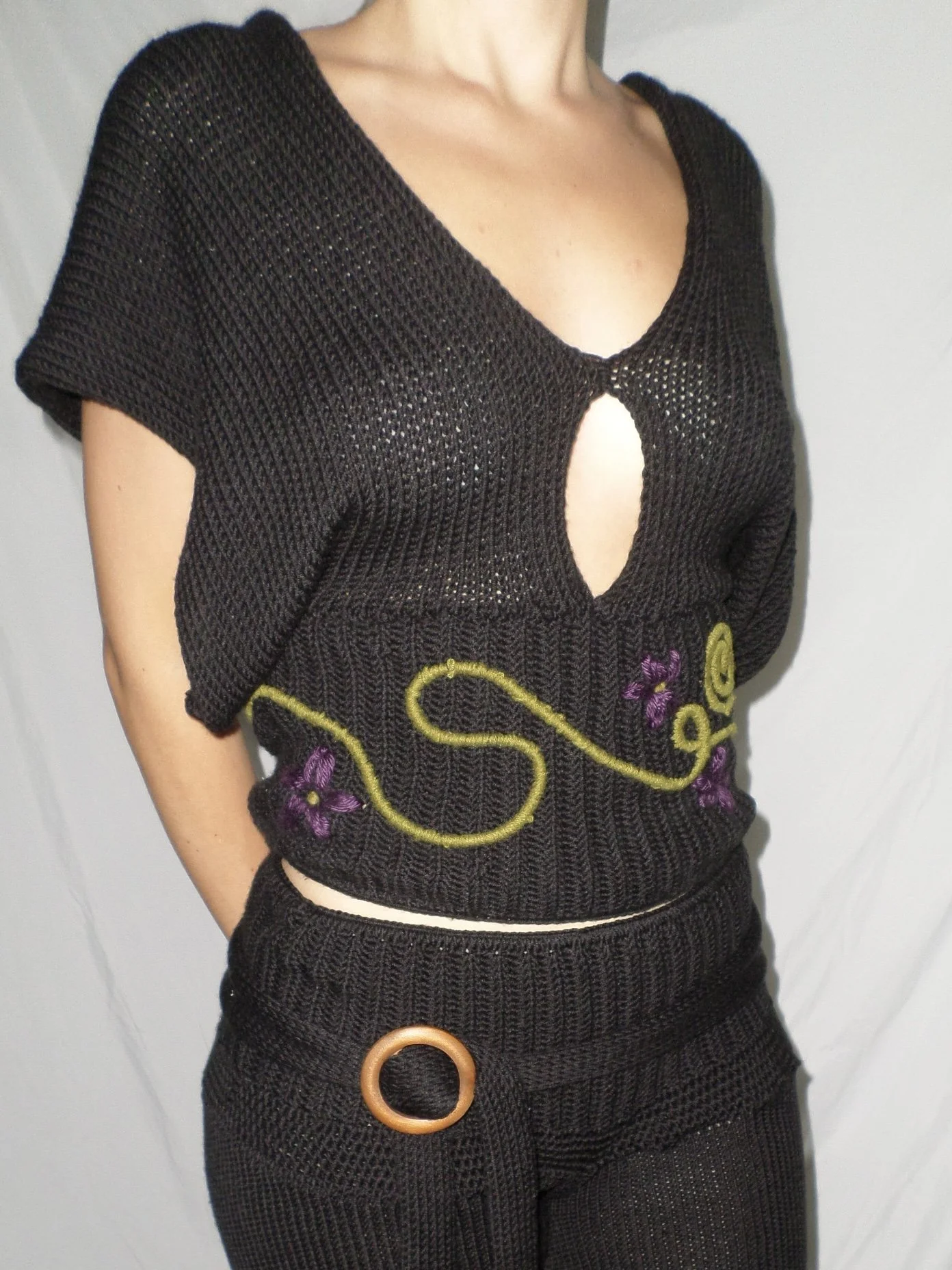 black whimsy top
