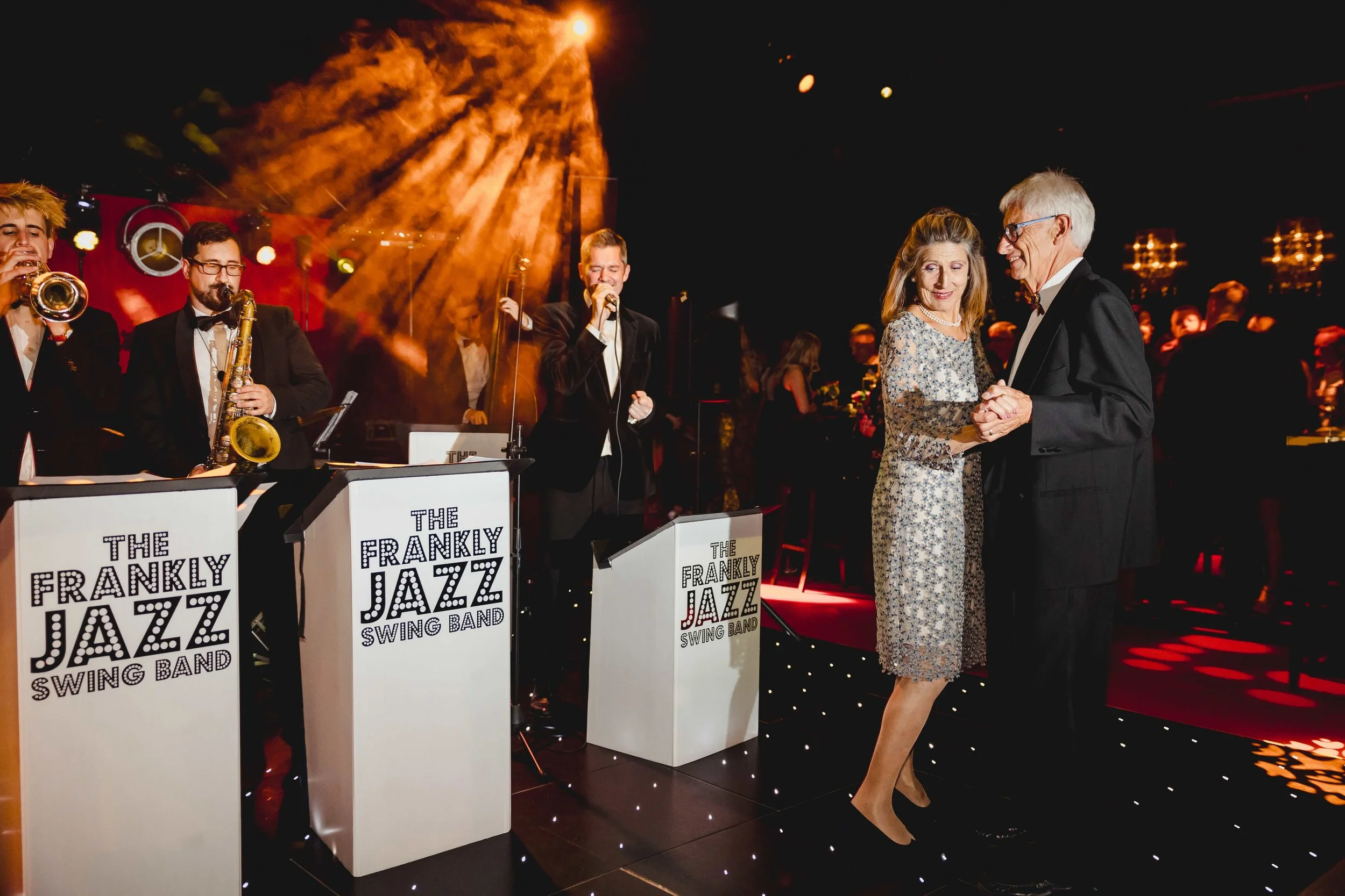 From Ceremony to Last Dance: Planning Your Wedding Day Music Timeline