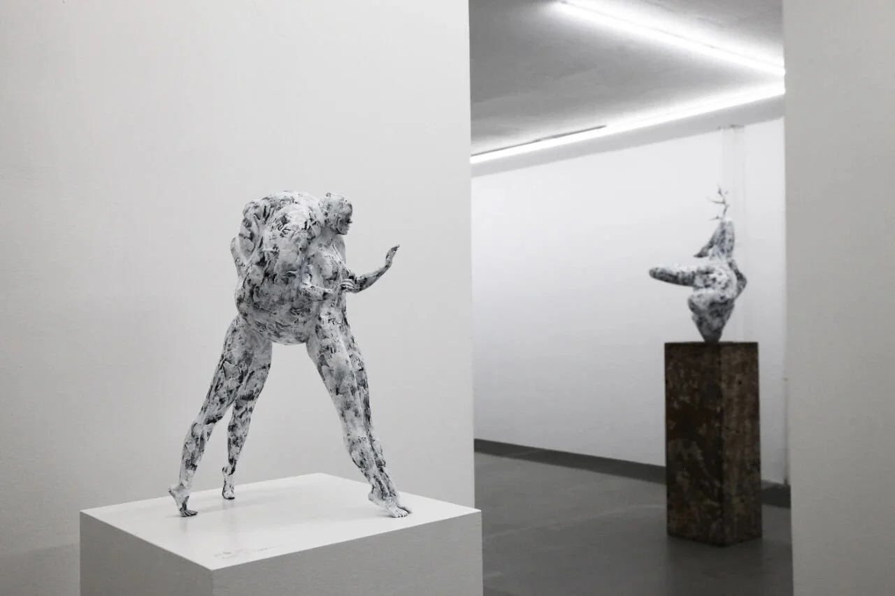 Zhang Ruoyu 张若愚