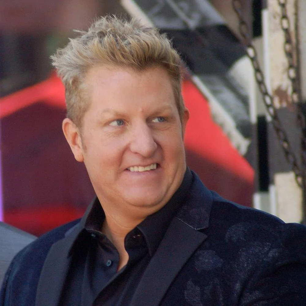 GARY LEVOX