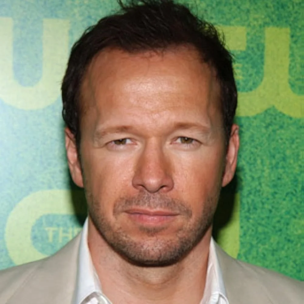 DONNIE WAHLBERG