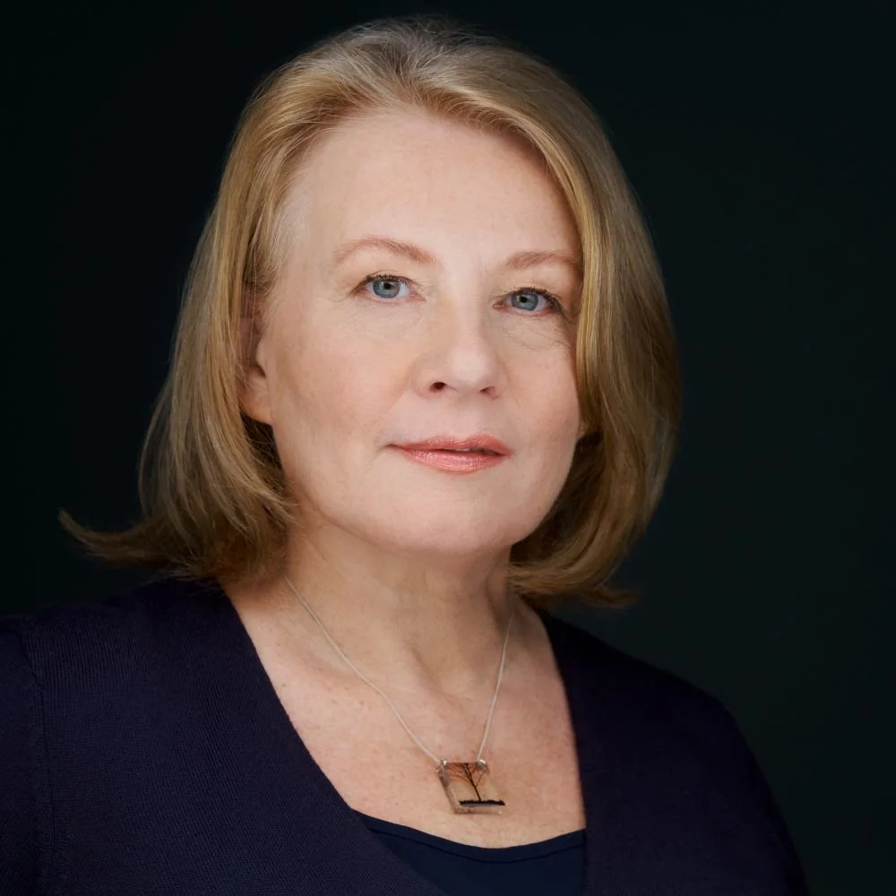 ELIZABETH SAUNDERS