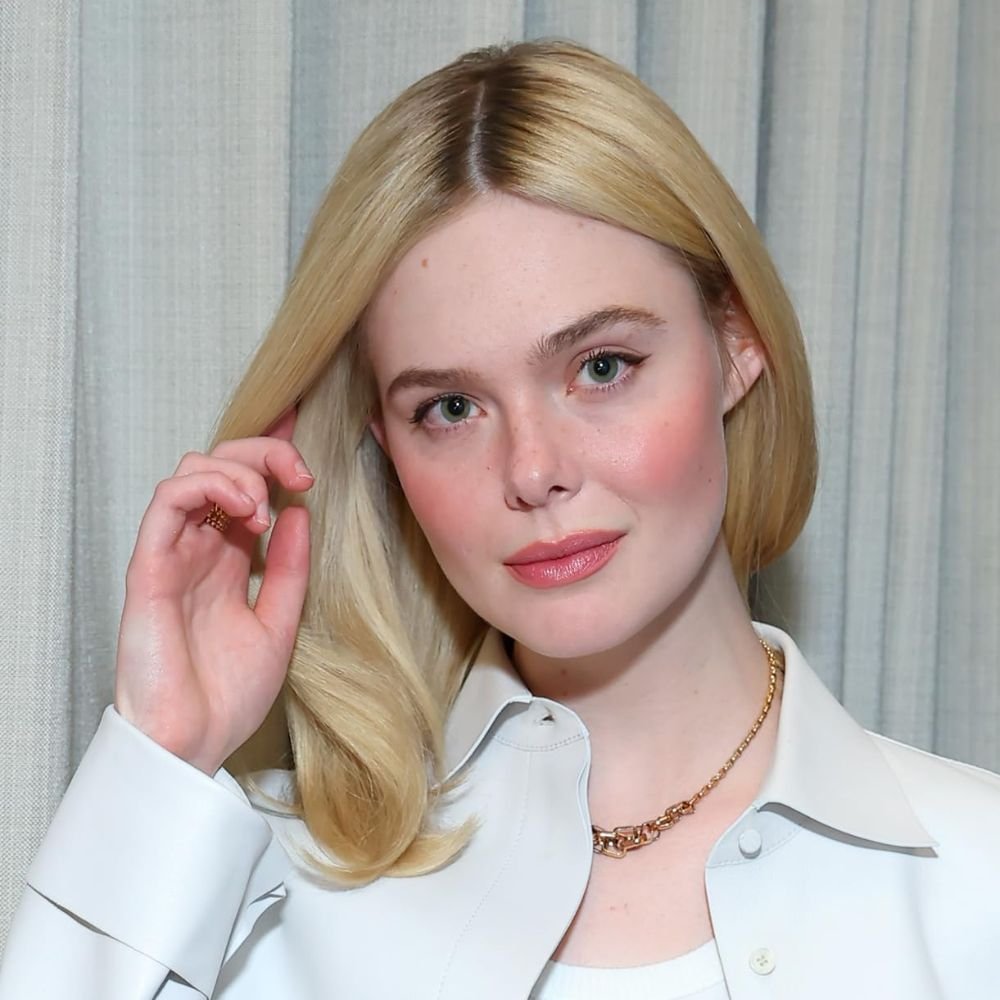 ELLE FANNING