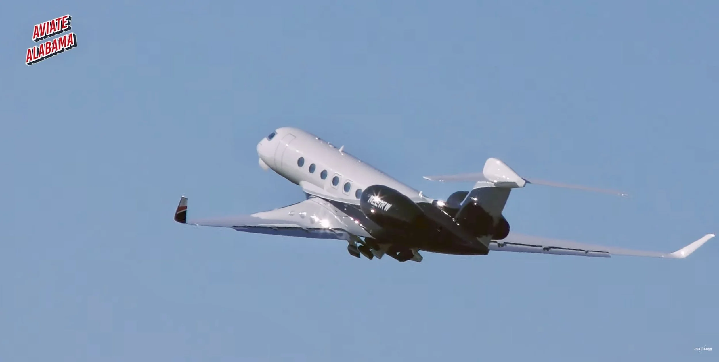 Coca Cola G600 #N221RW