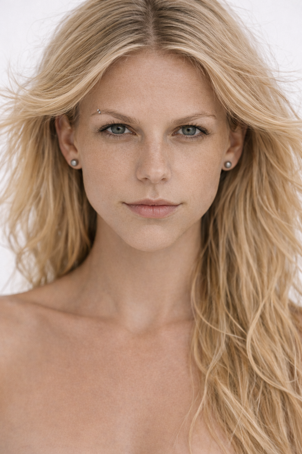 stud earring grigi davide penso.png (Copia) (Copia) (Copia)