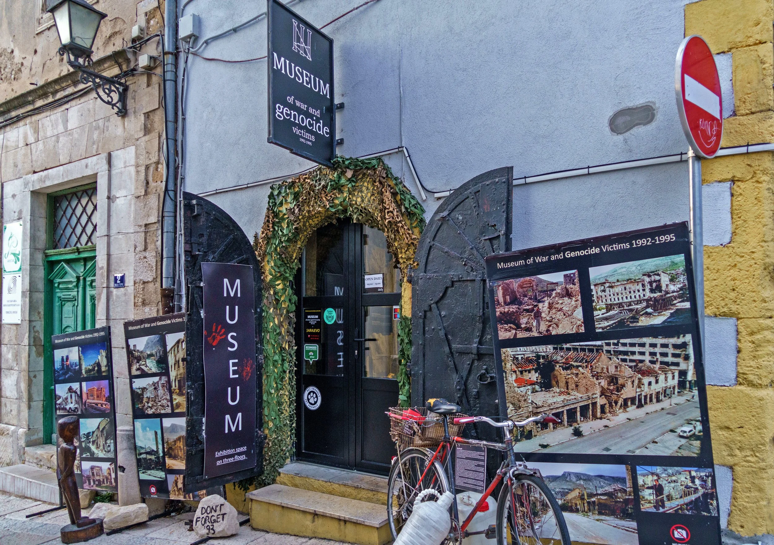 BiH-Mostar Muzej.jpg